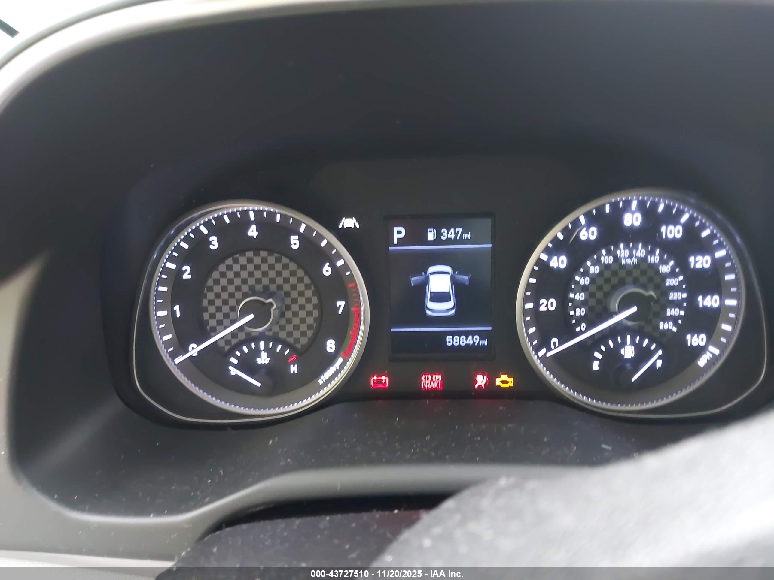 HYUNDAI ELANTRA image 7