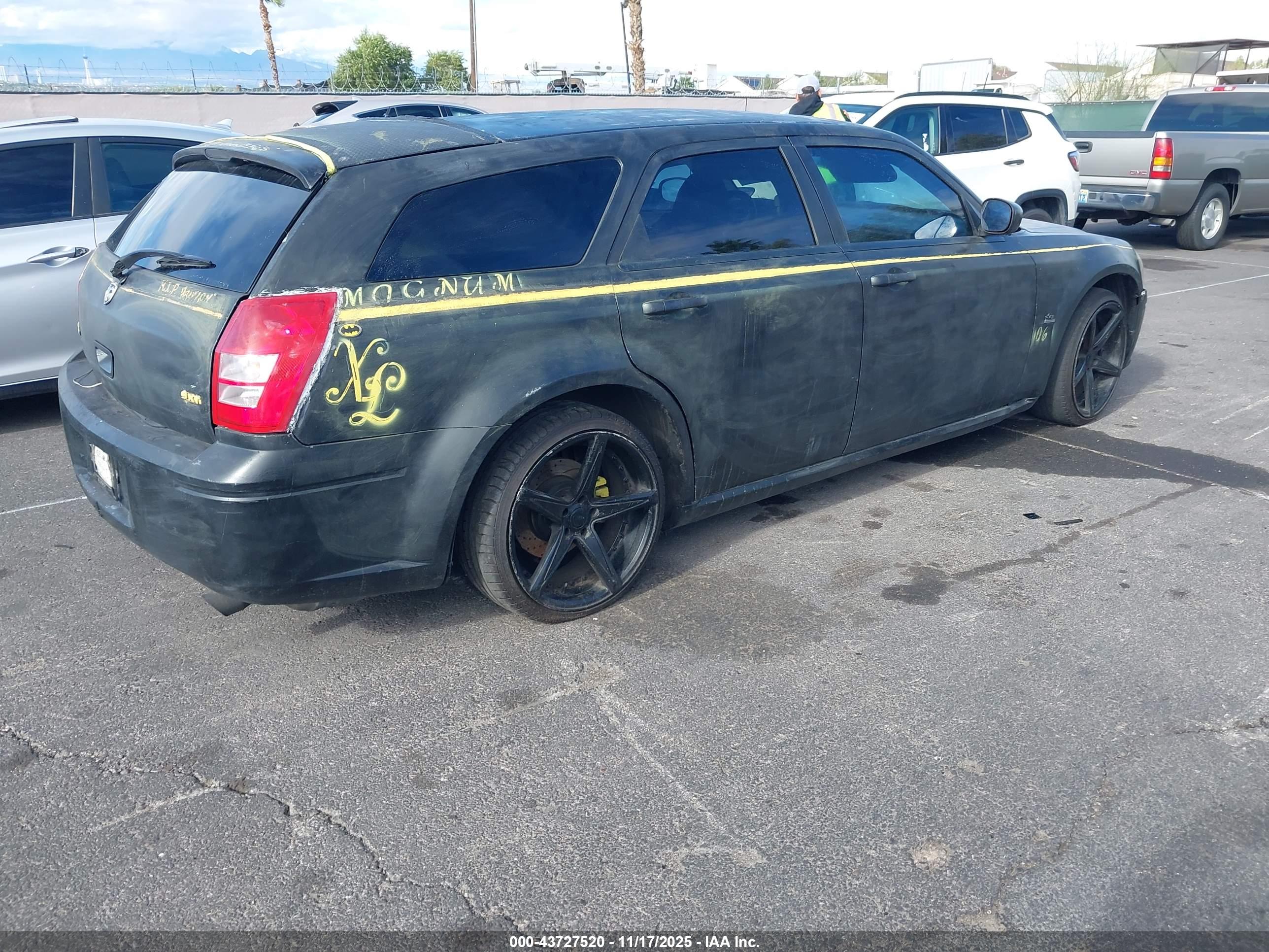 DODGE MAGNUM image 4