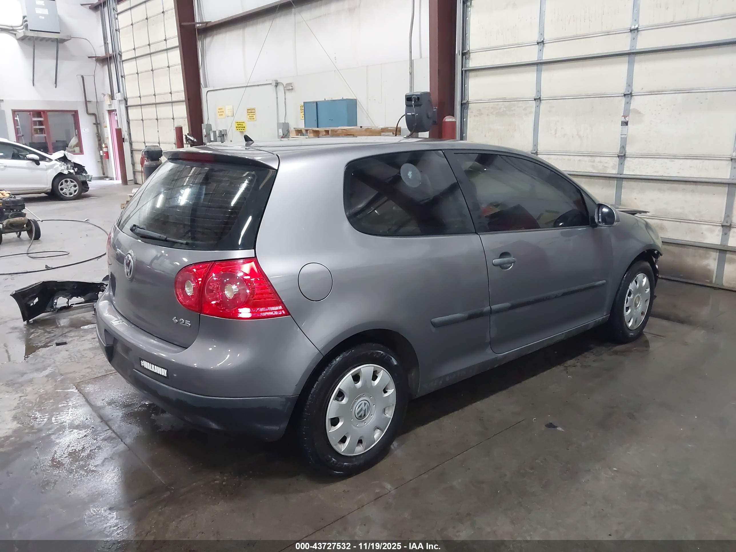 VOLKSWAGEN RABBIT image 4
