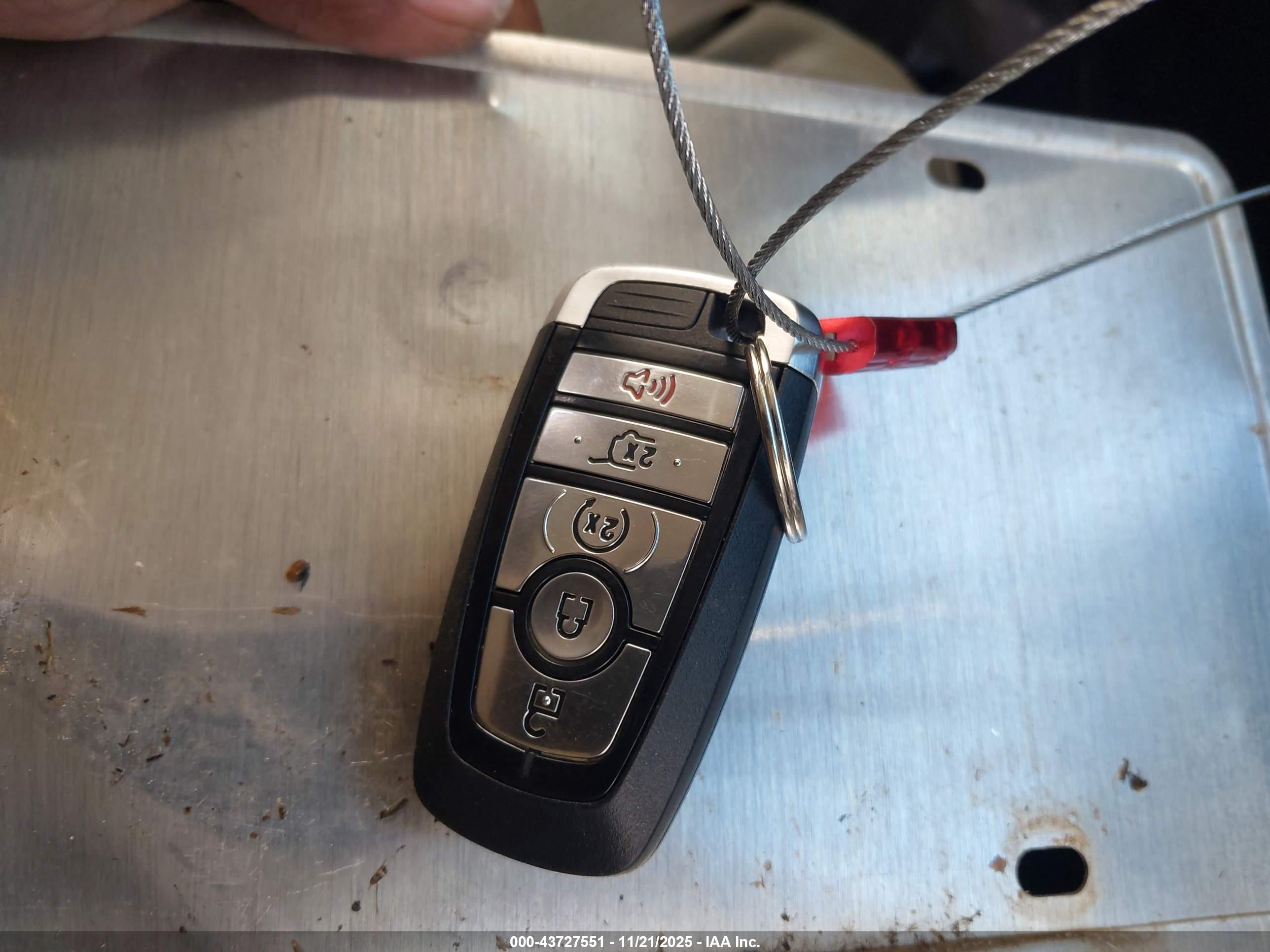 FORD EXPEDITION image 11