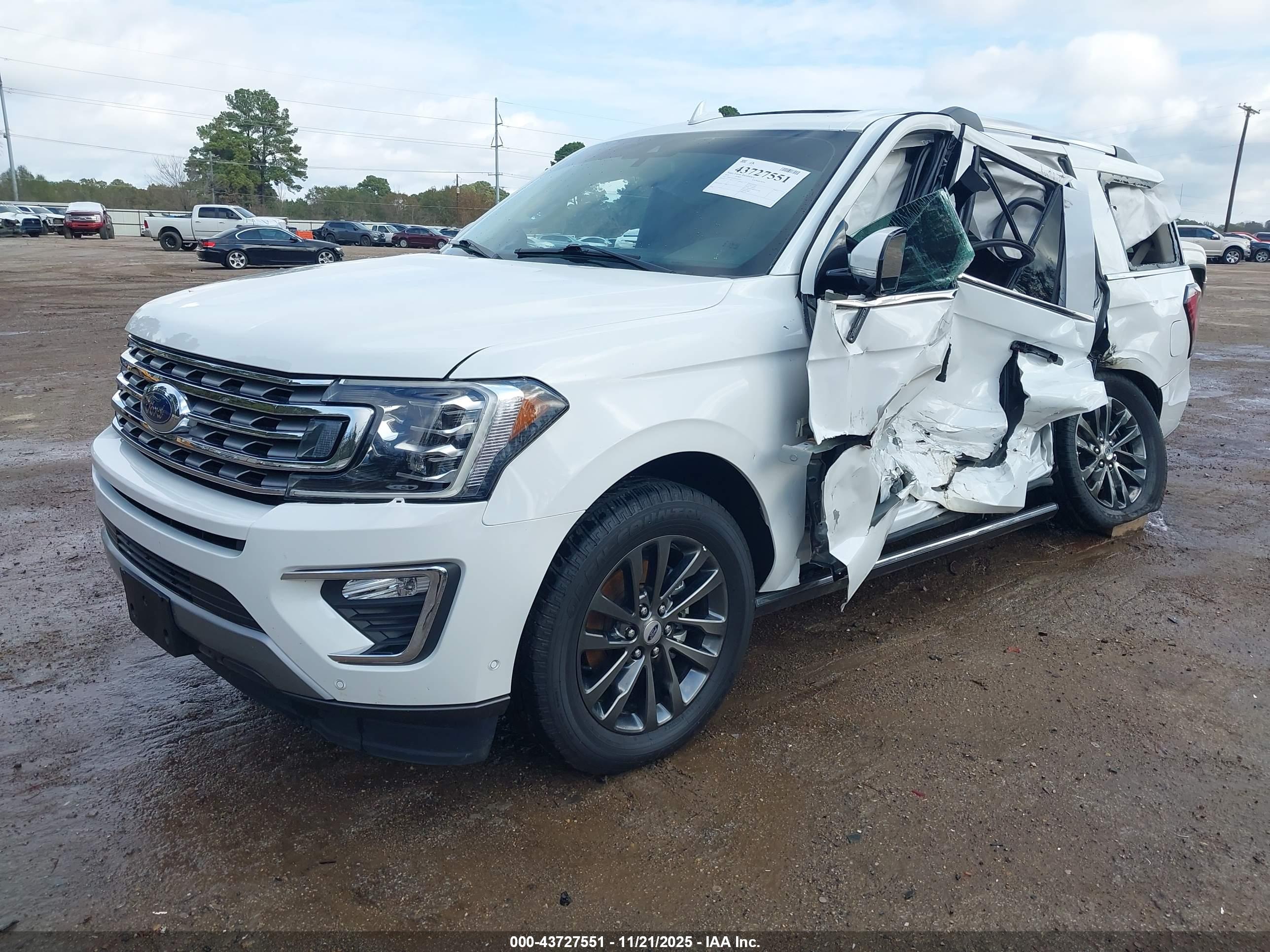 FORD EXPEDITION image 2