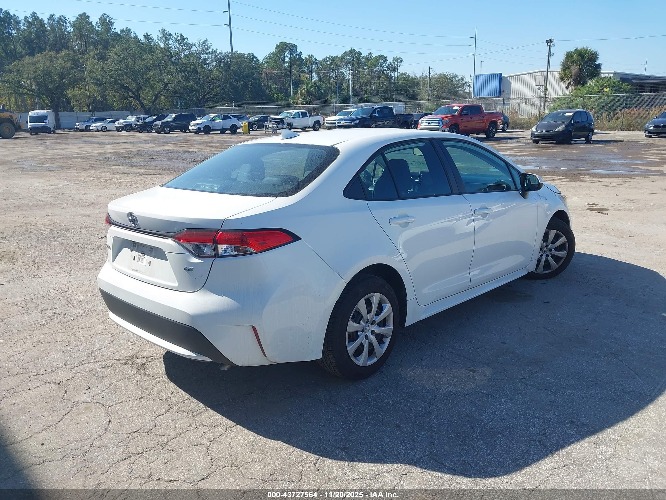 TOYOTA COROLLA image 4