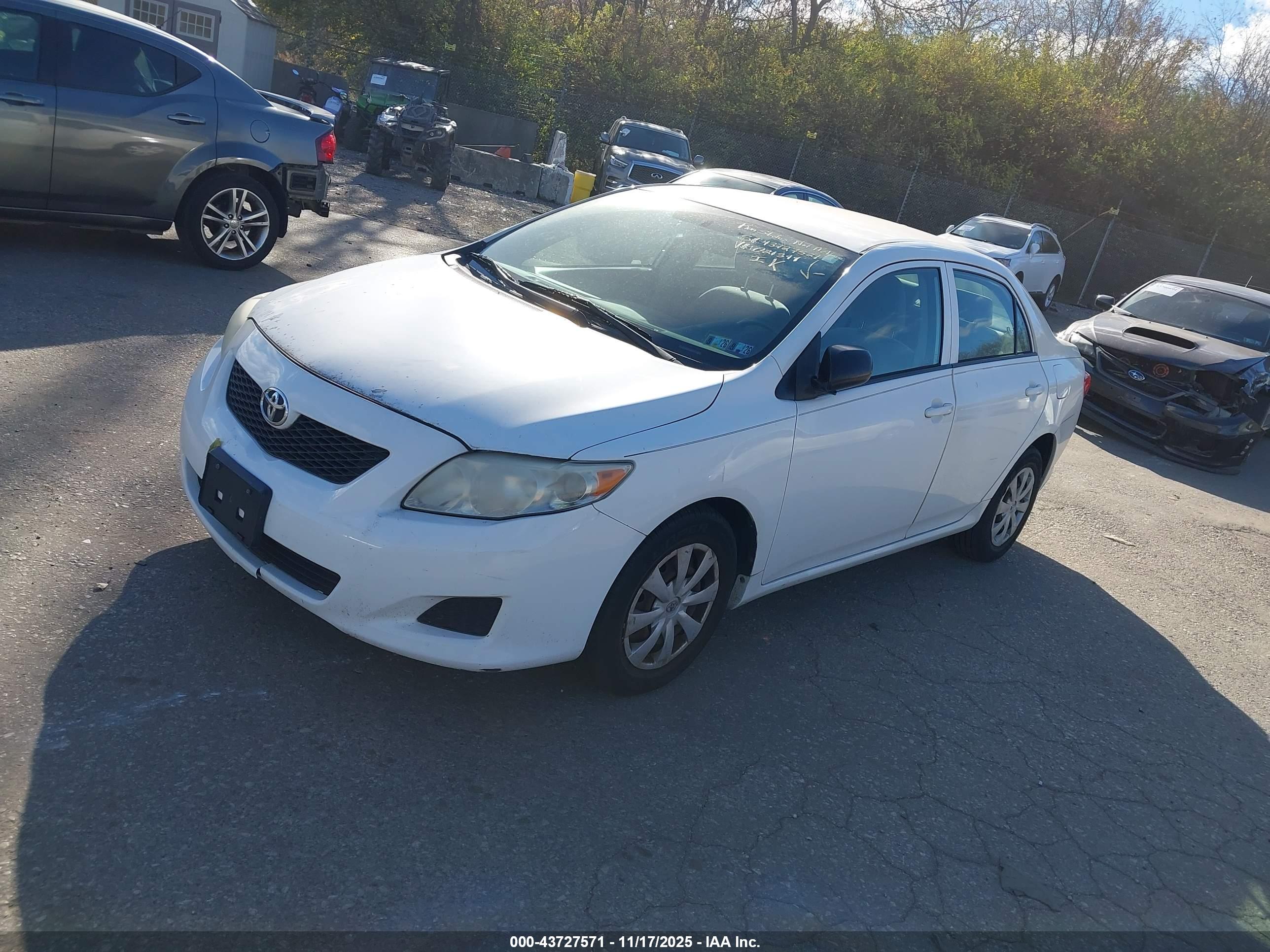 TOYOTA COROLLA image 2
