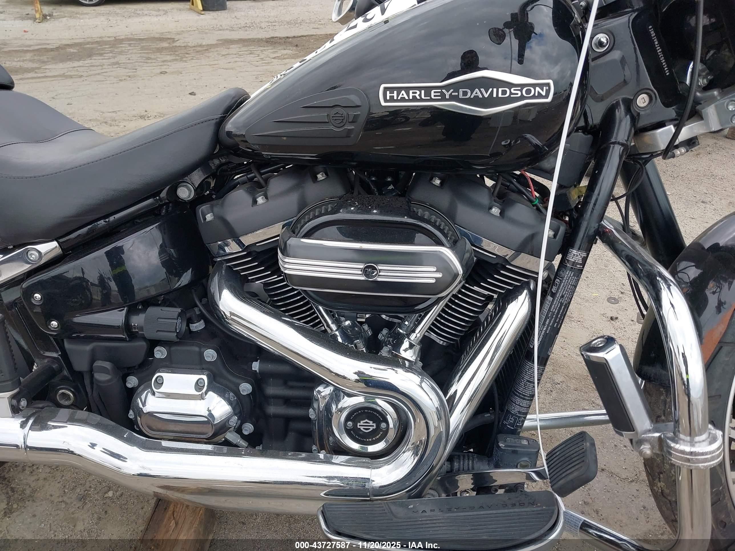 HARLEY-DAVIDSON FLSB image 8