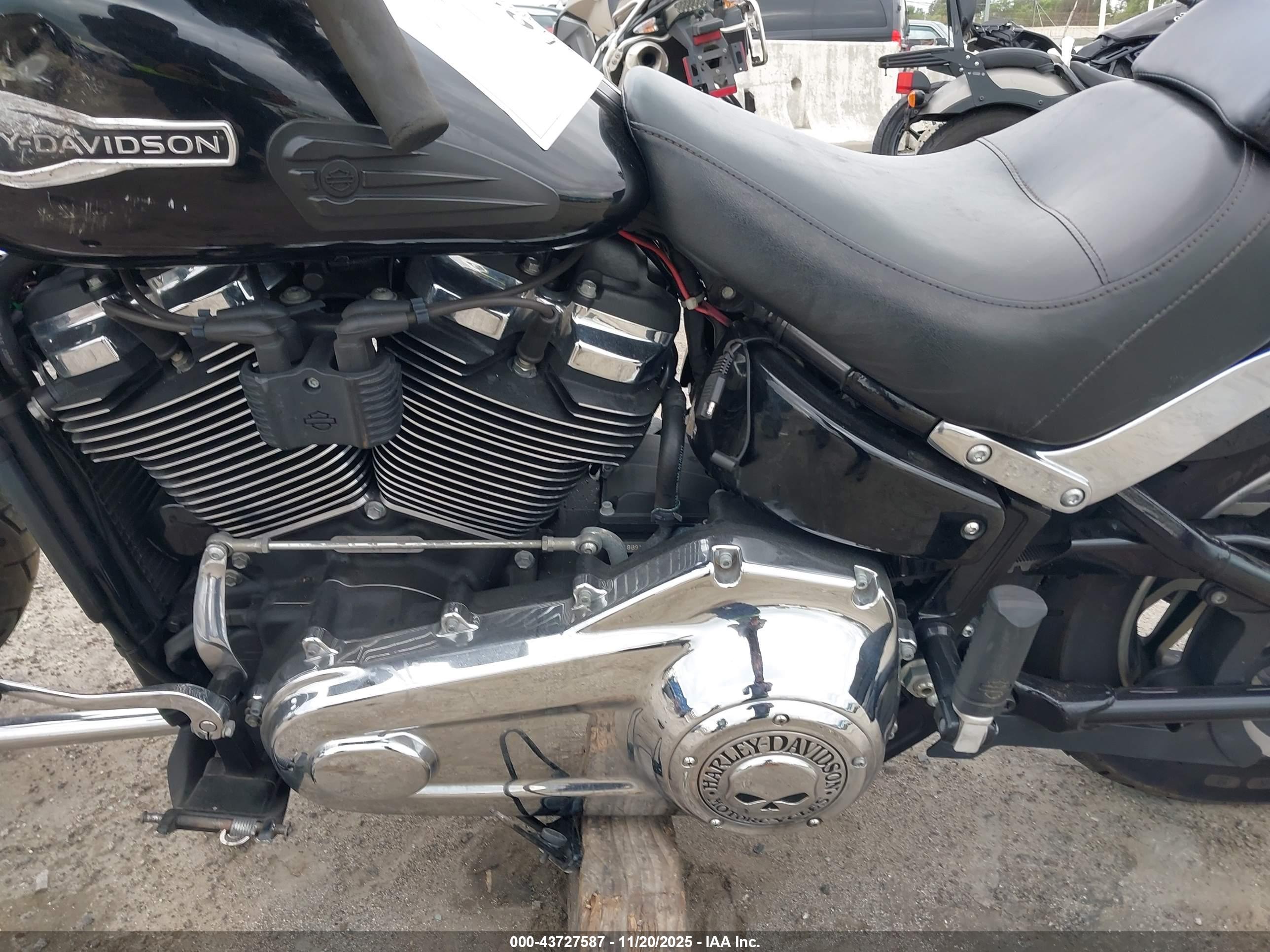 HARLEY-DAVIDSON FLSB image 9