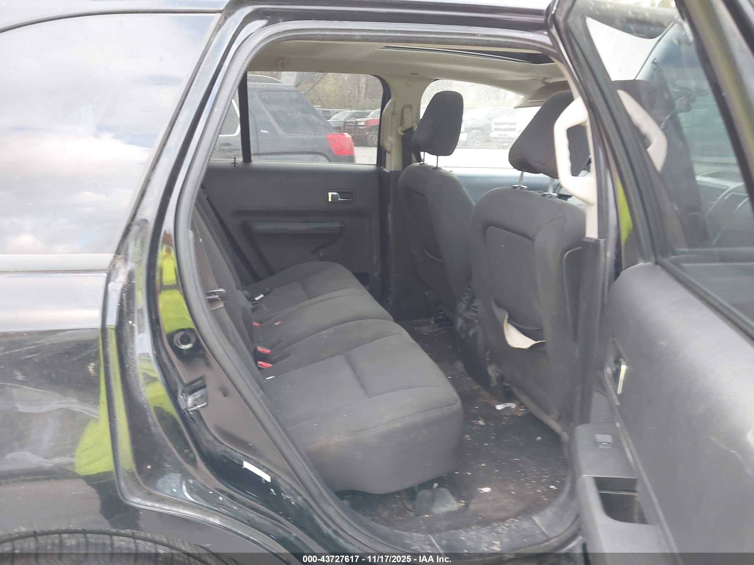FORD EDGE image 8