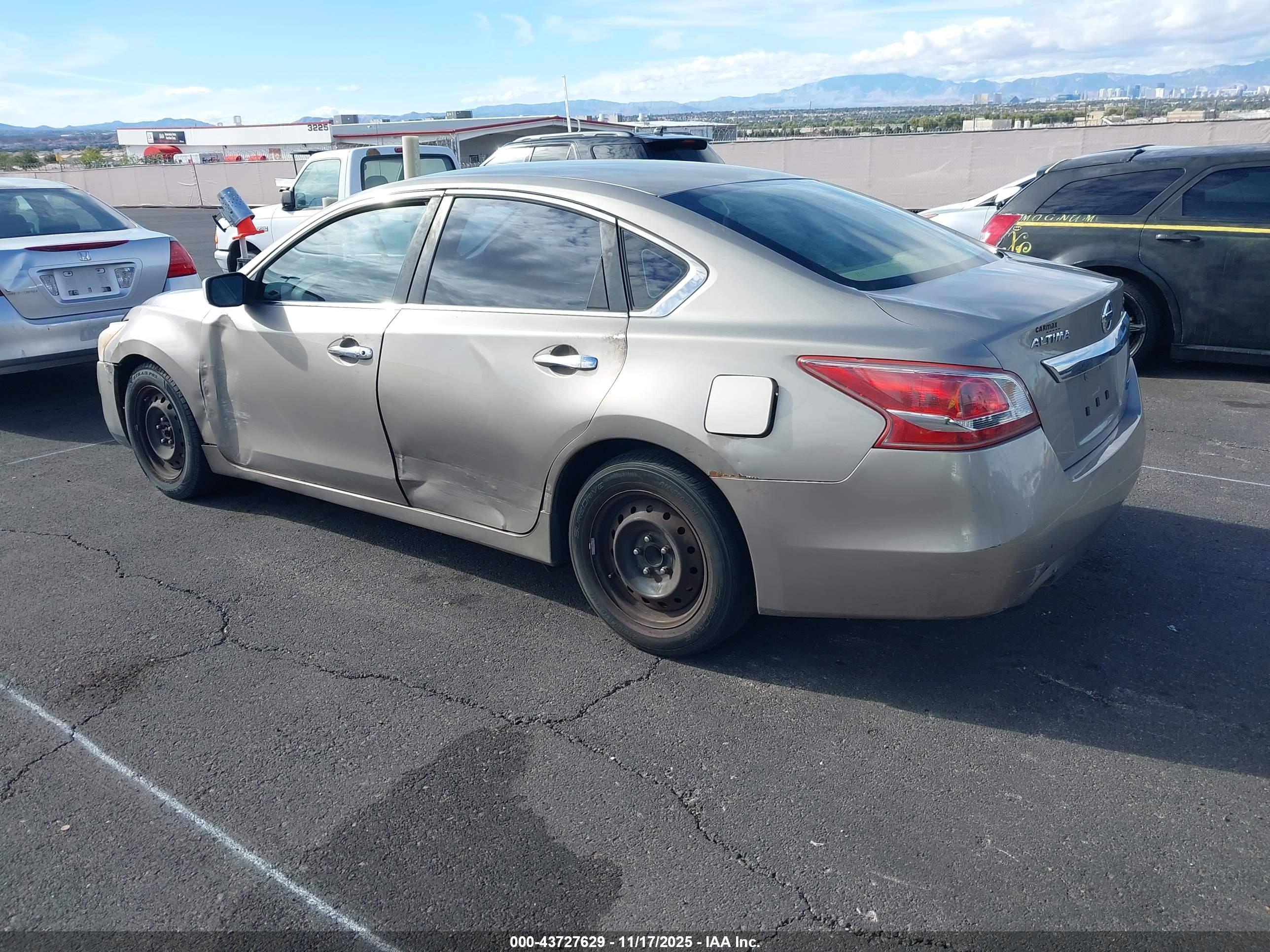 NISSAN ALTIMA image 3