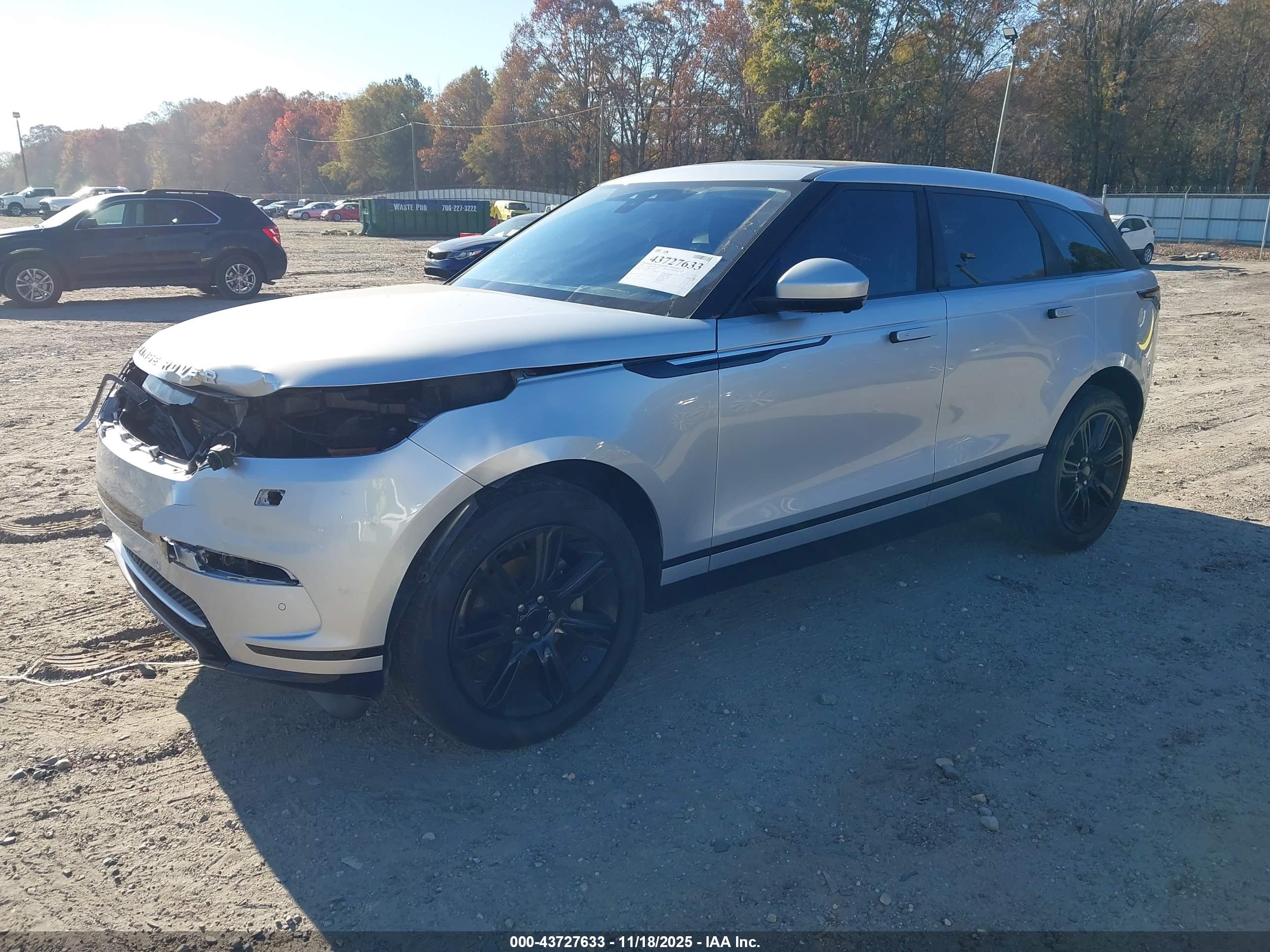 LAND ROVER image 2