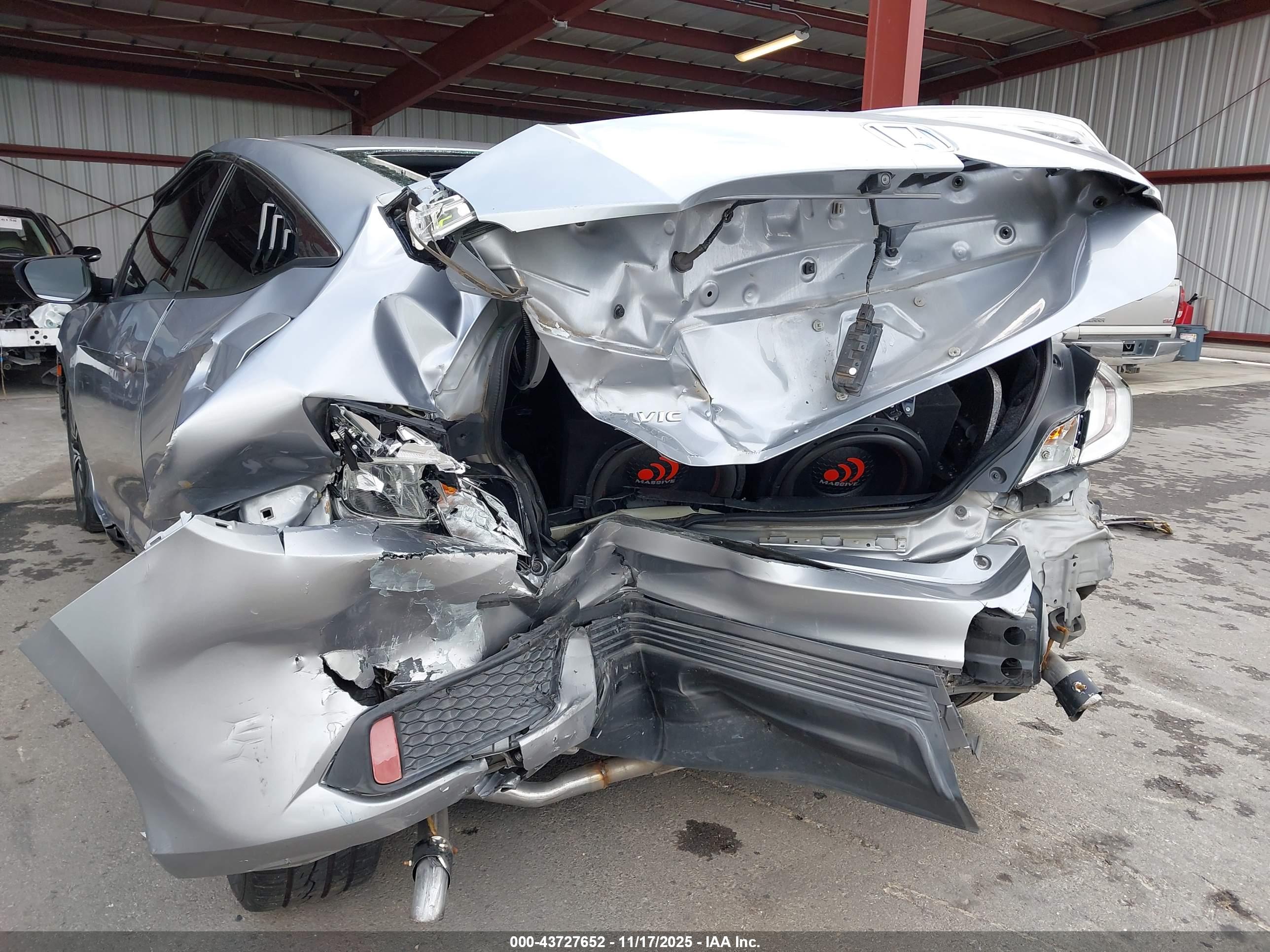 HONDA CIVIC image 6