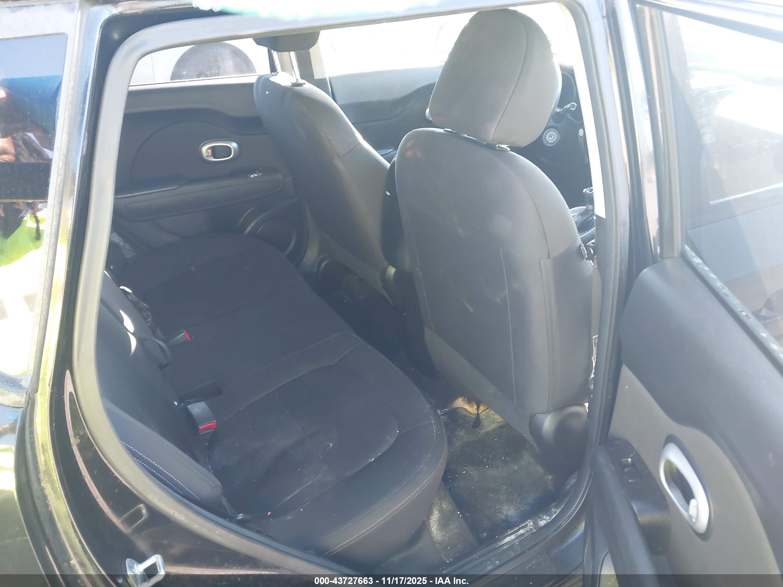 KIA SOUL image 8