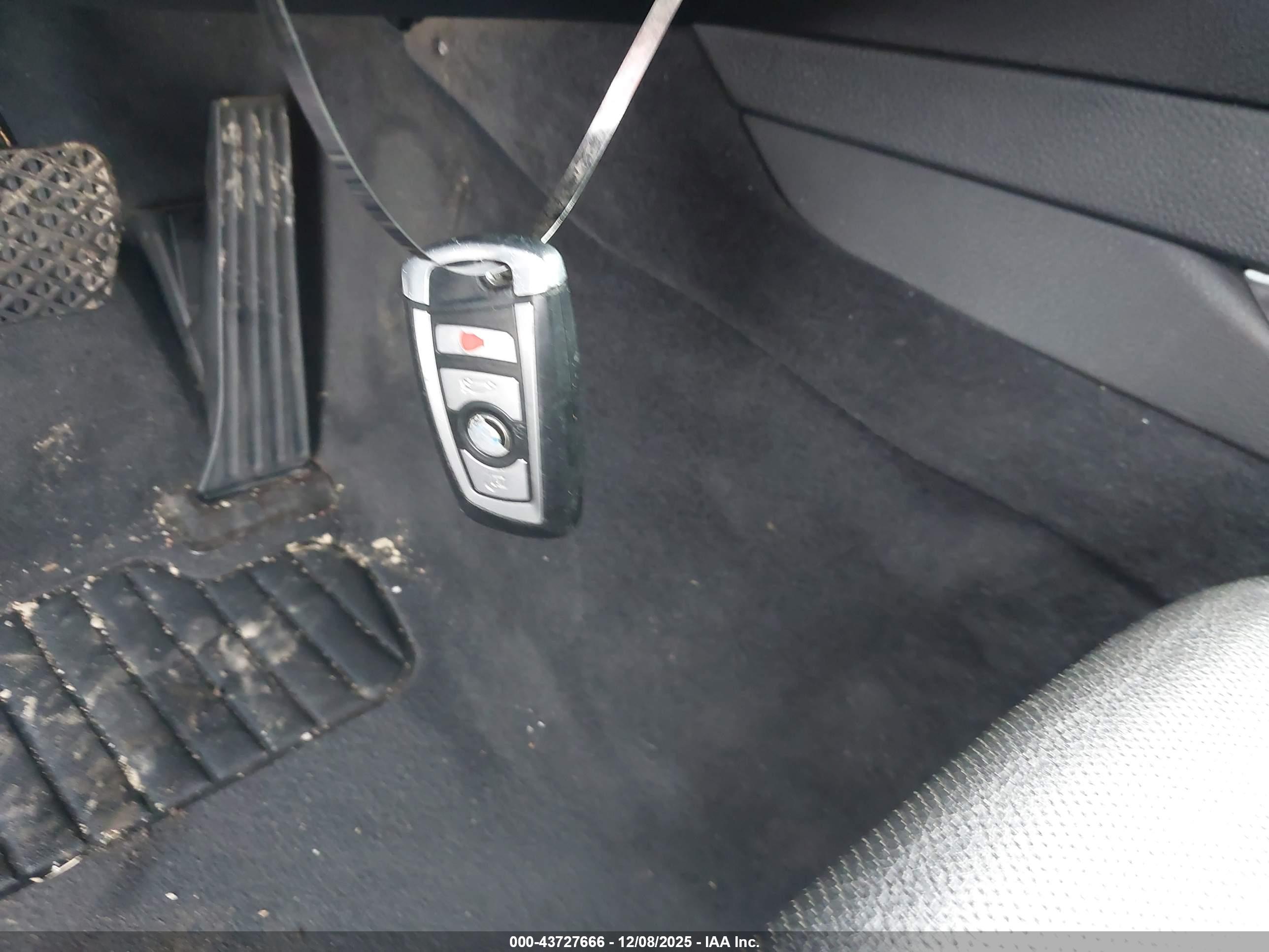 BMW 740LI image 11