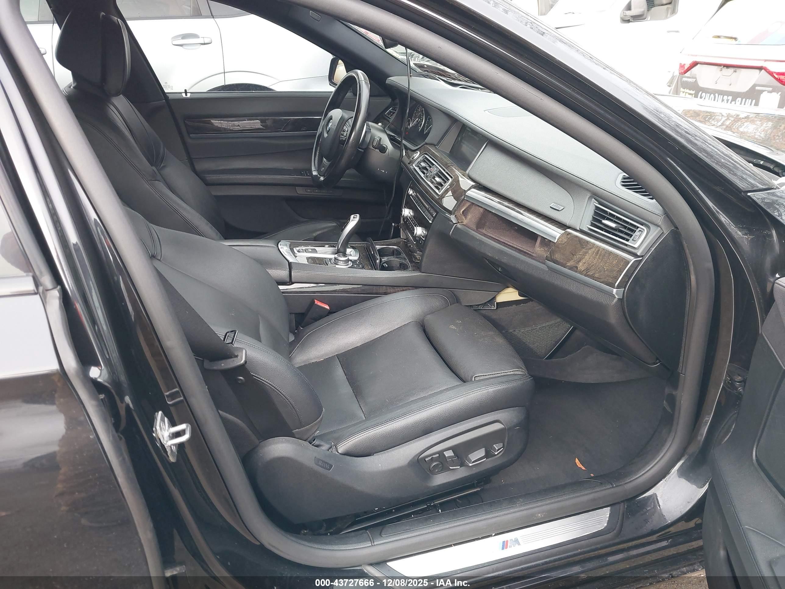 BMW 740LI image 5