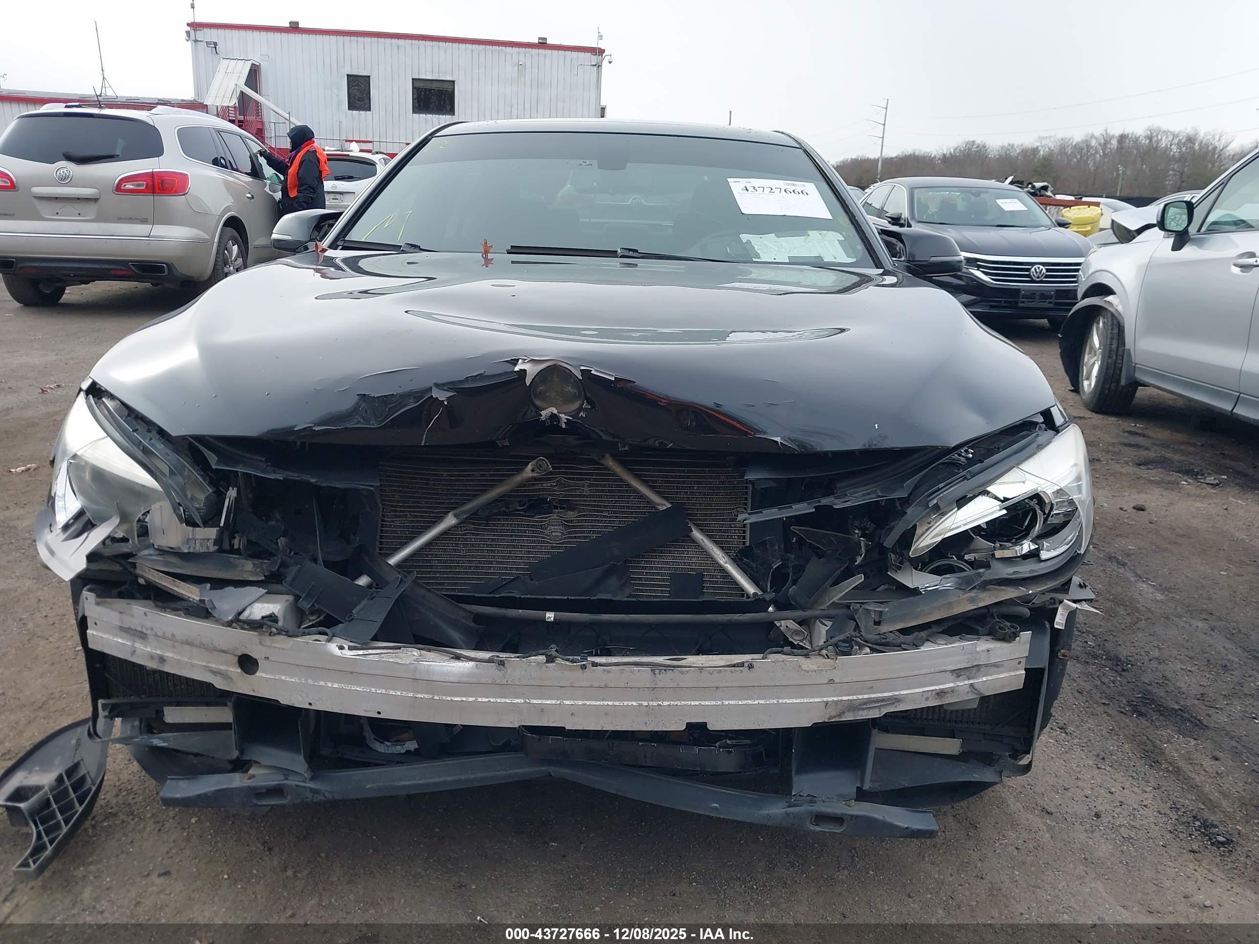 BMW 740LI image 6