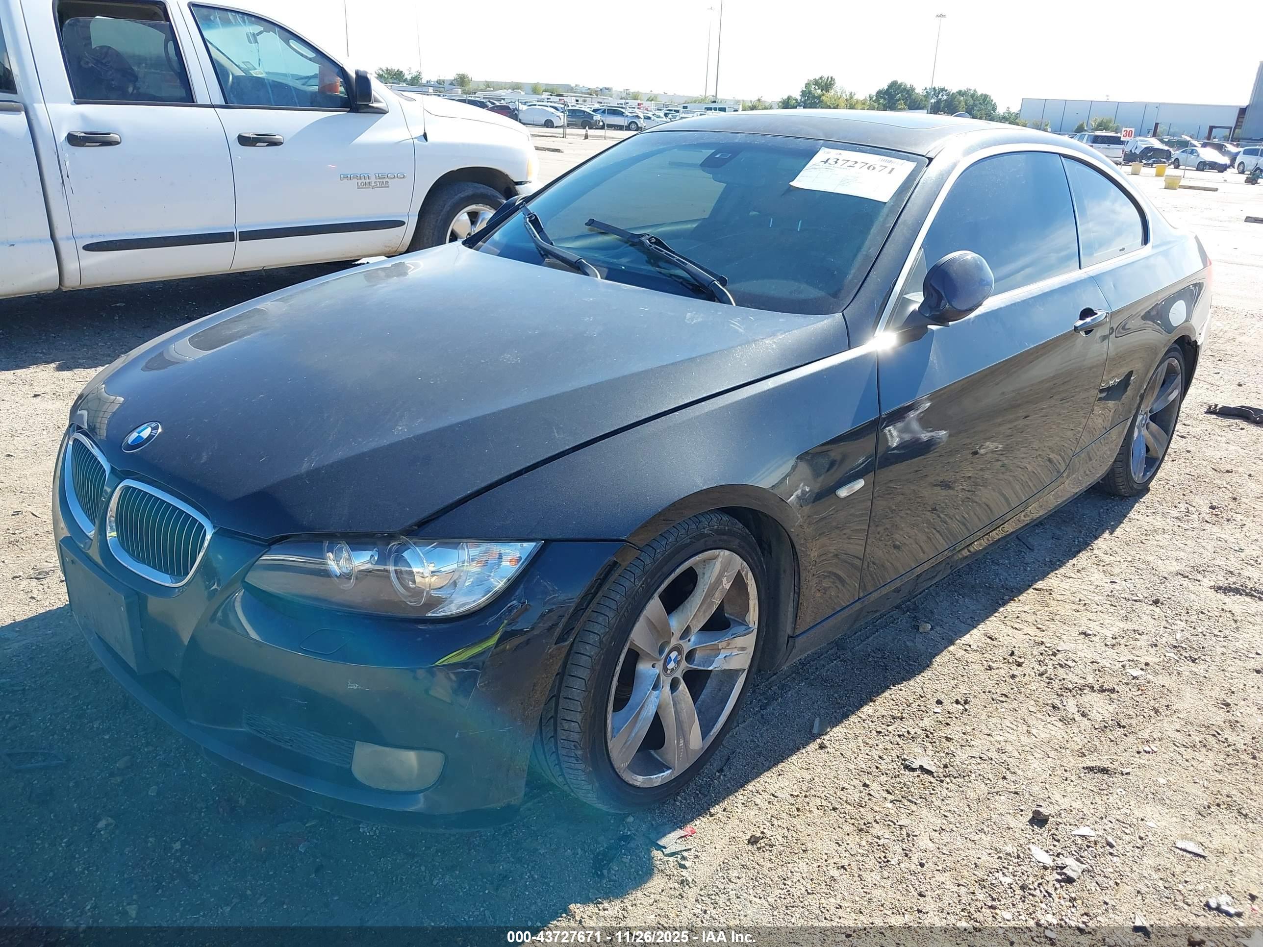 BMW 328I image 2