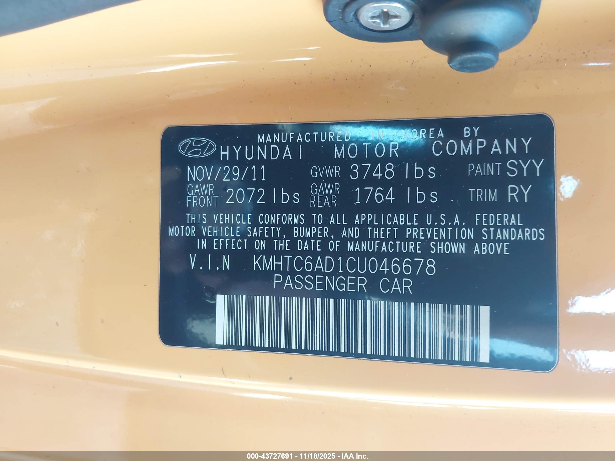 HYUNDAI VELOSTER image 9