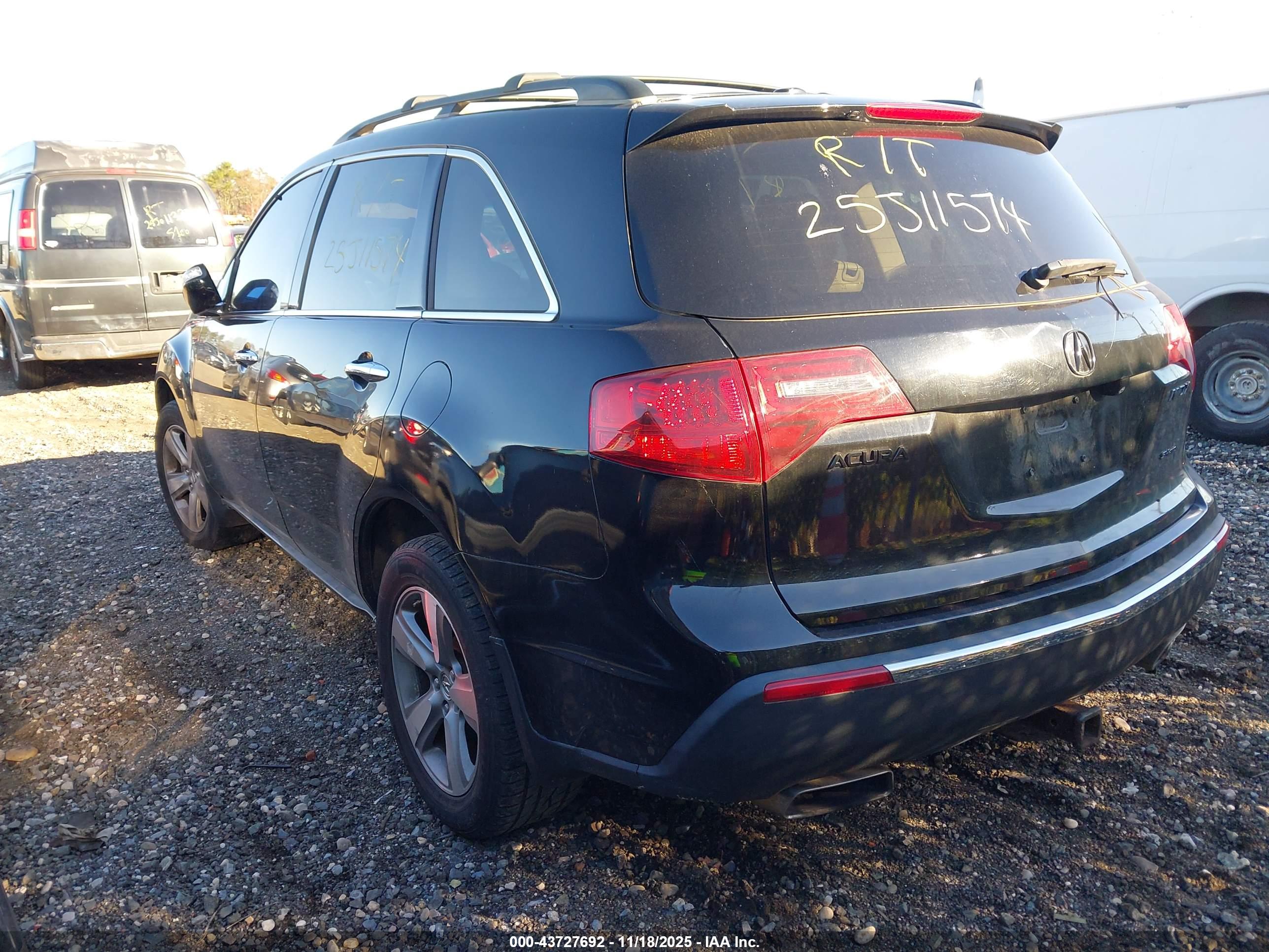 ACURA MDX image 3