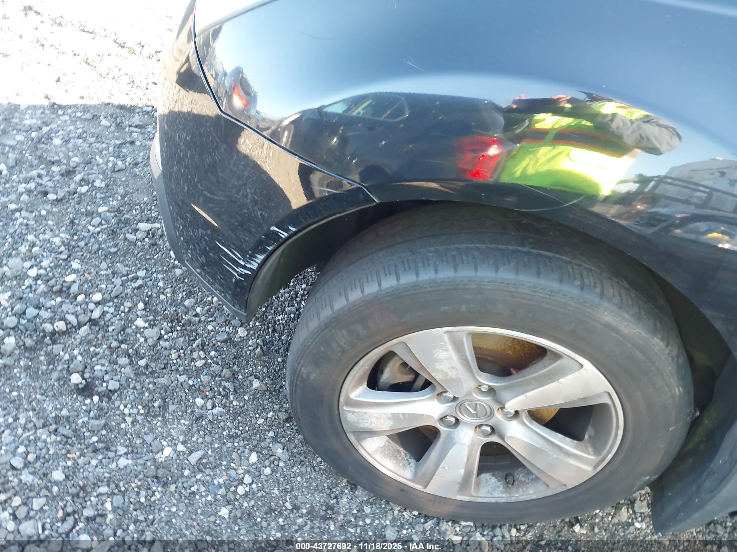 ACURA MDX image 6