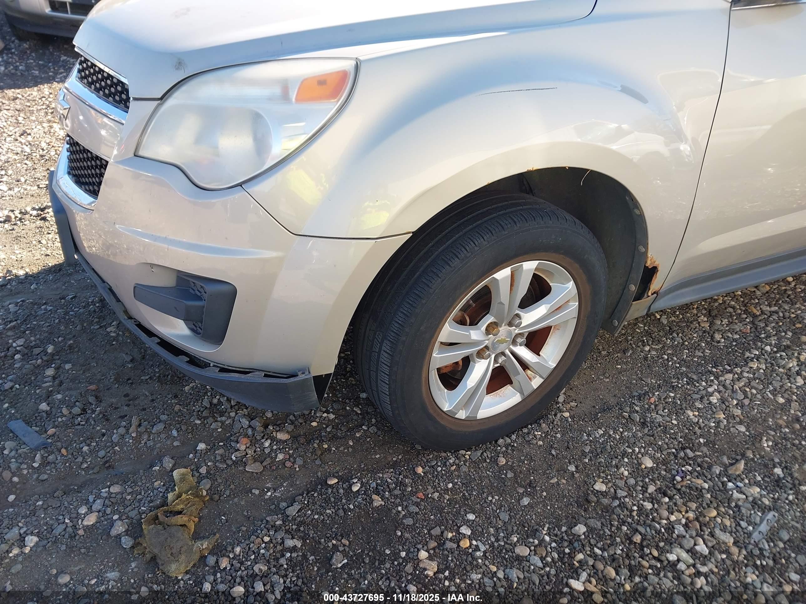 CHEVROLET EQUINOX image 6