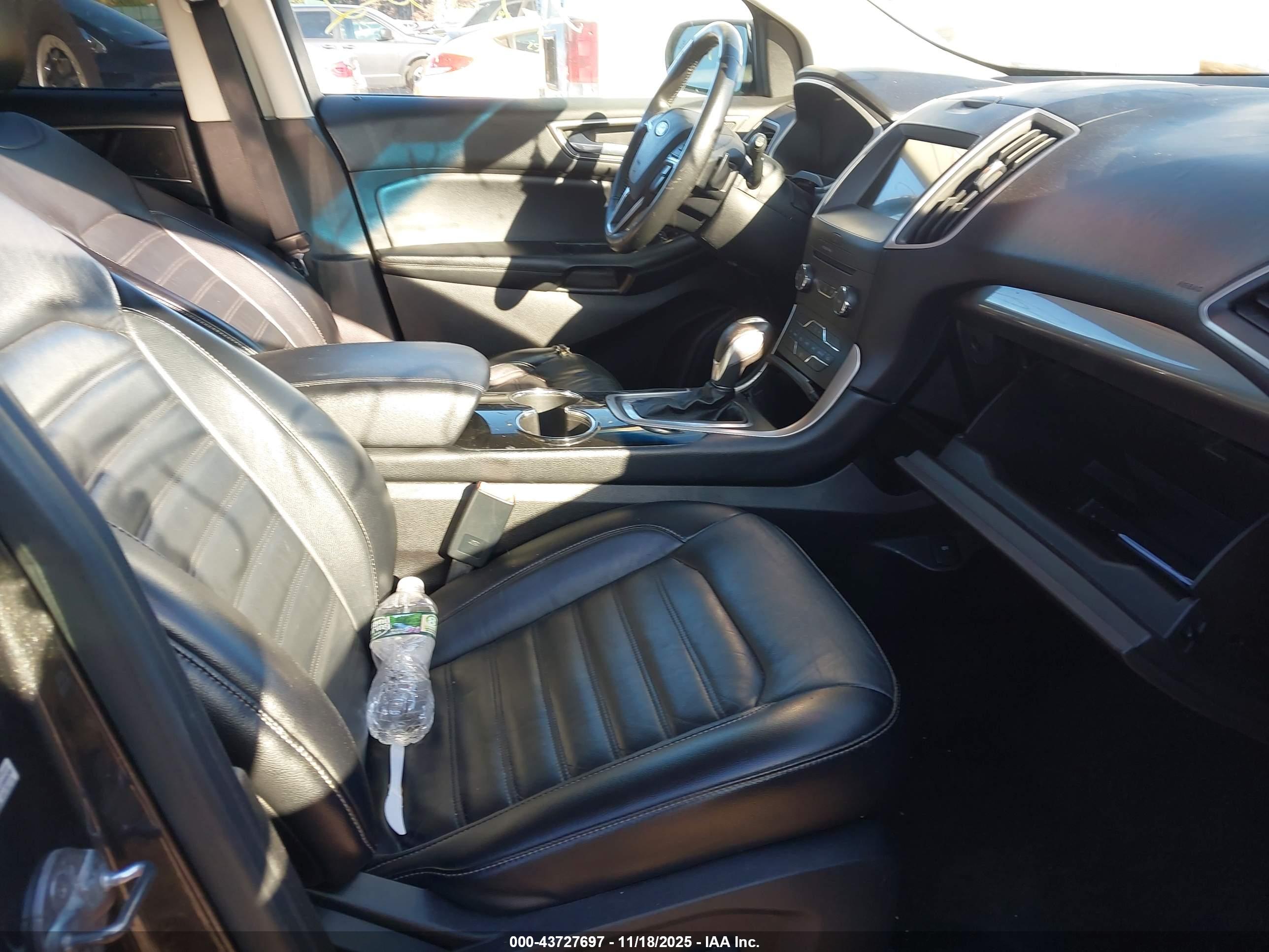FORD EDGE image 5
