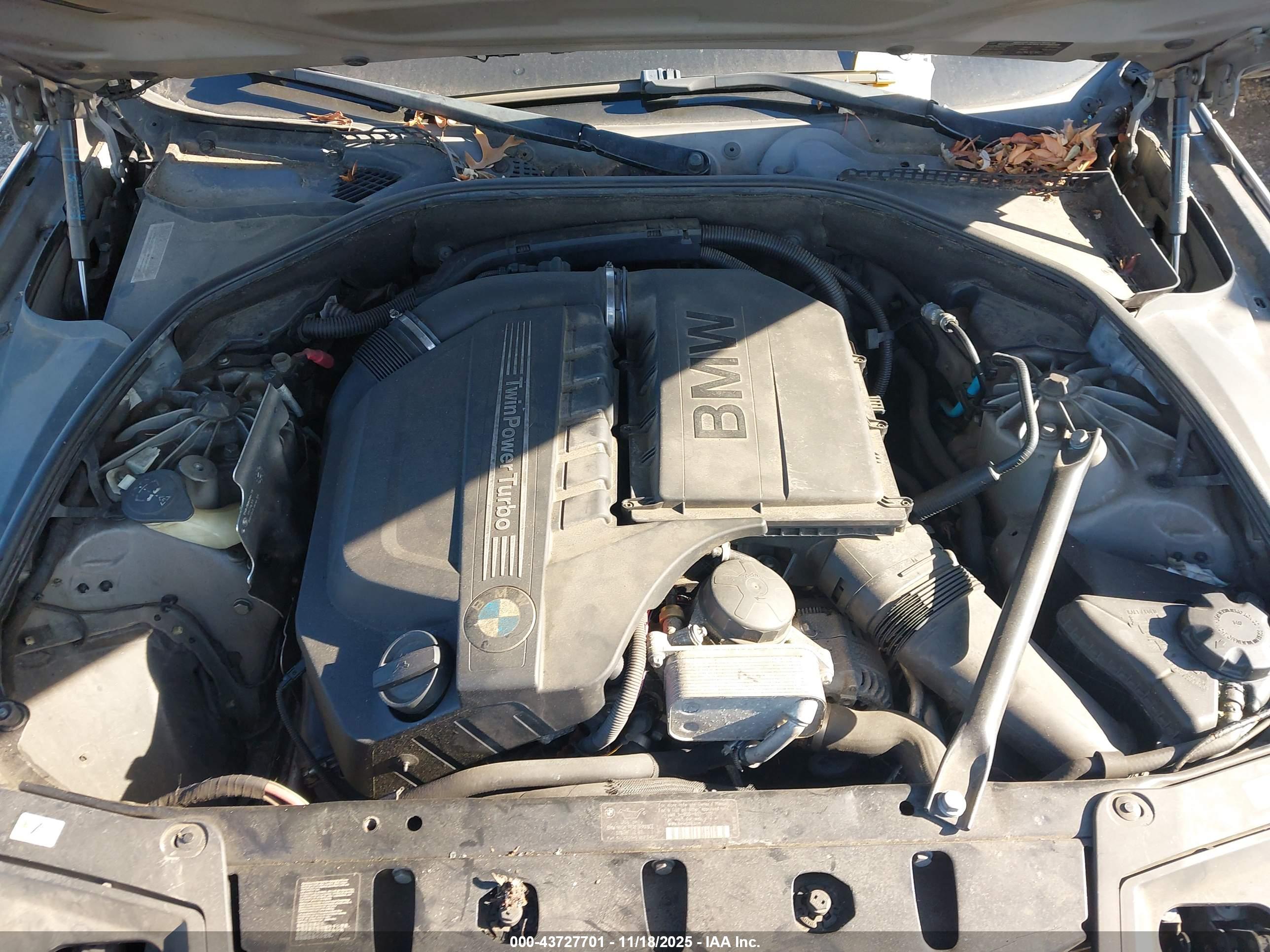 BMW 535I image 10