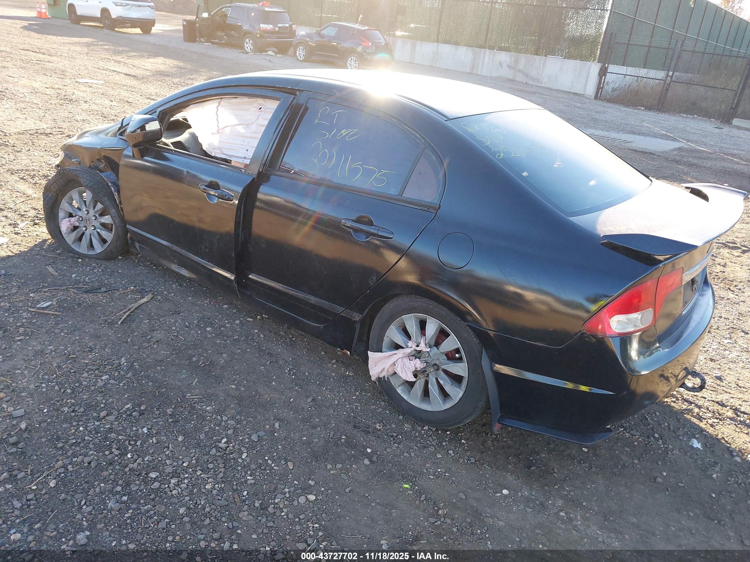 HONDA CIVIC image 3