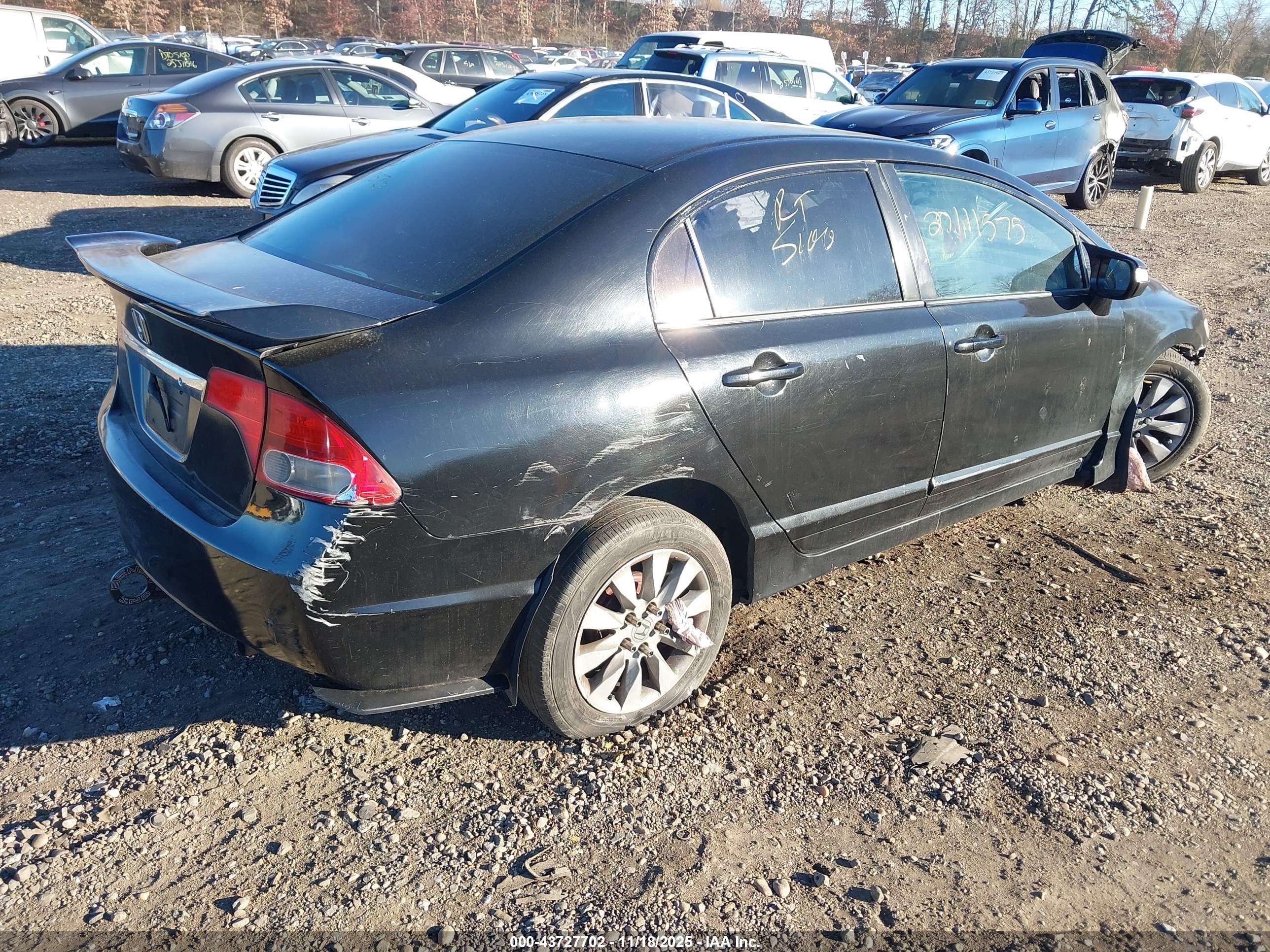 HONDA CIVIC image 4