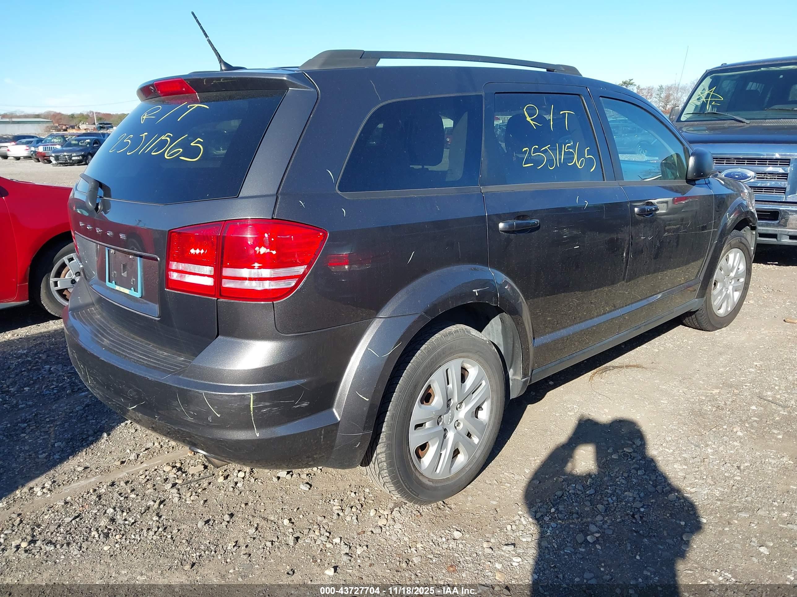 DODGE JOURNEY image 4