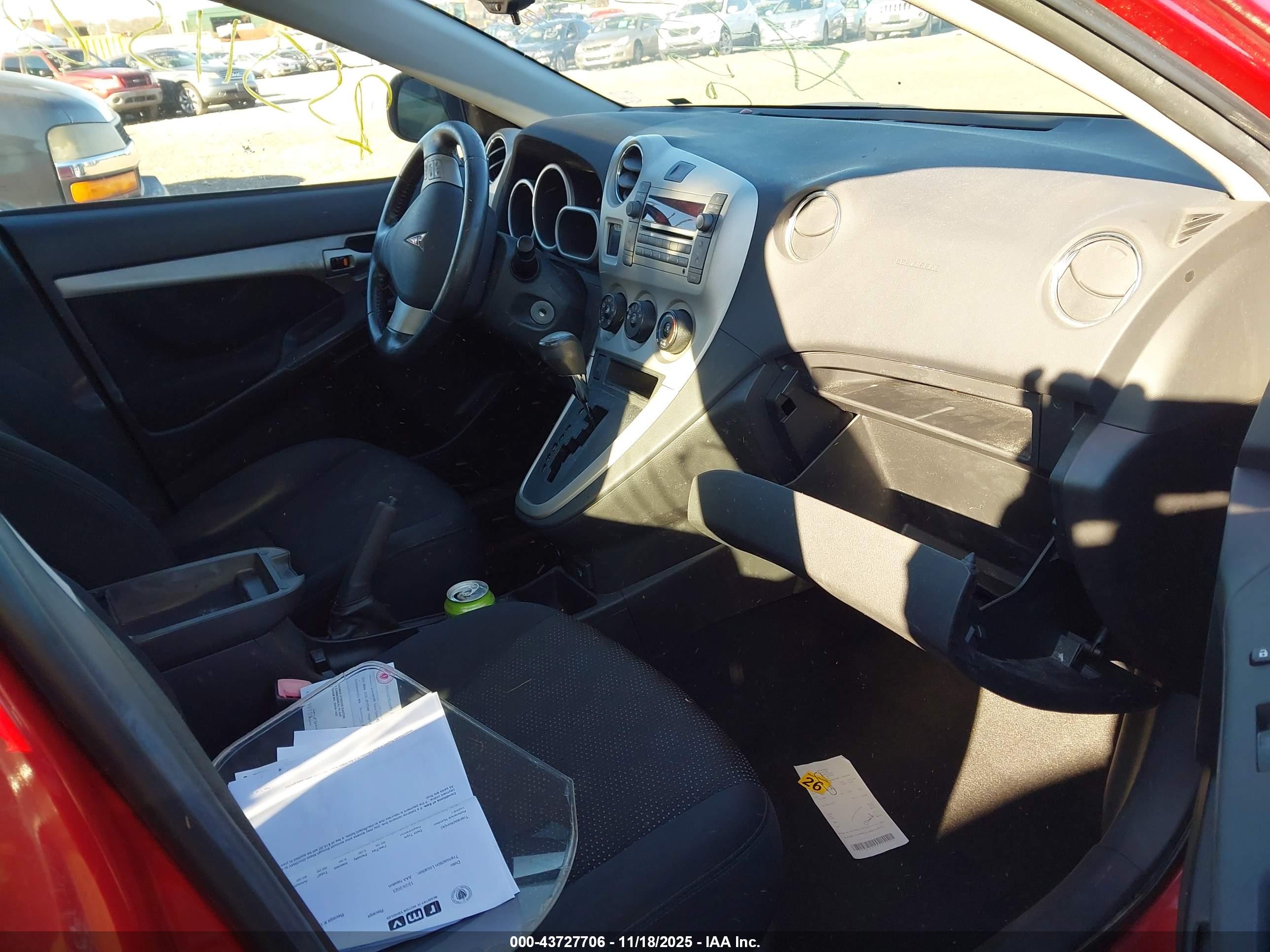 PONTIAC VIBE image 5