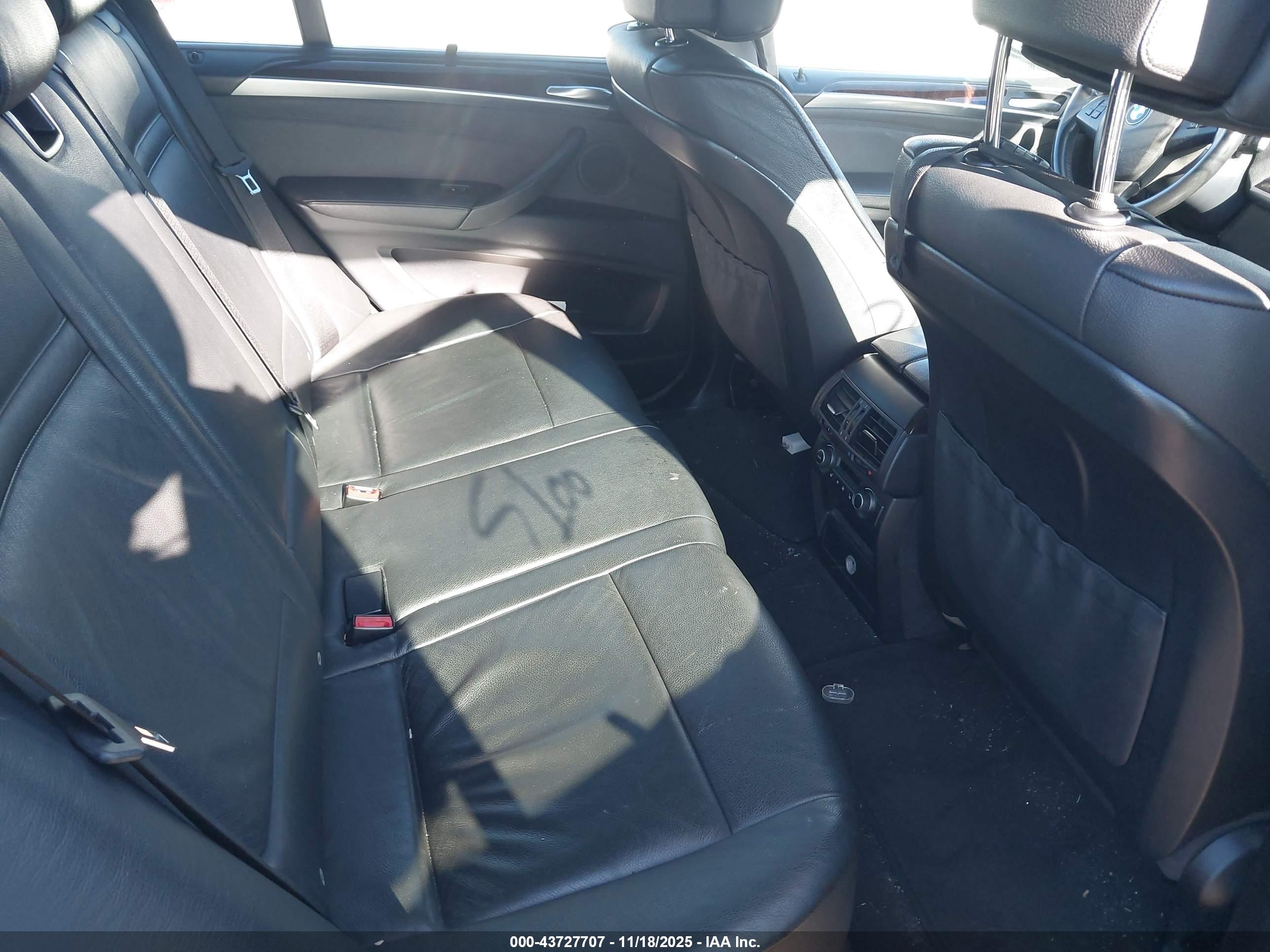 BMW X5 image 8