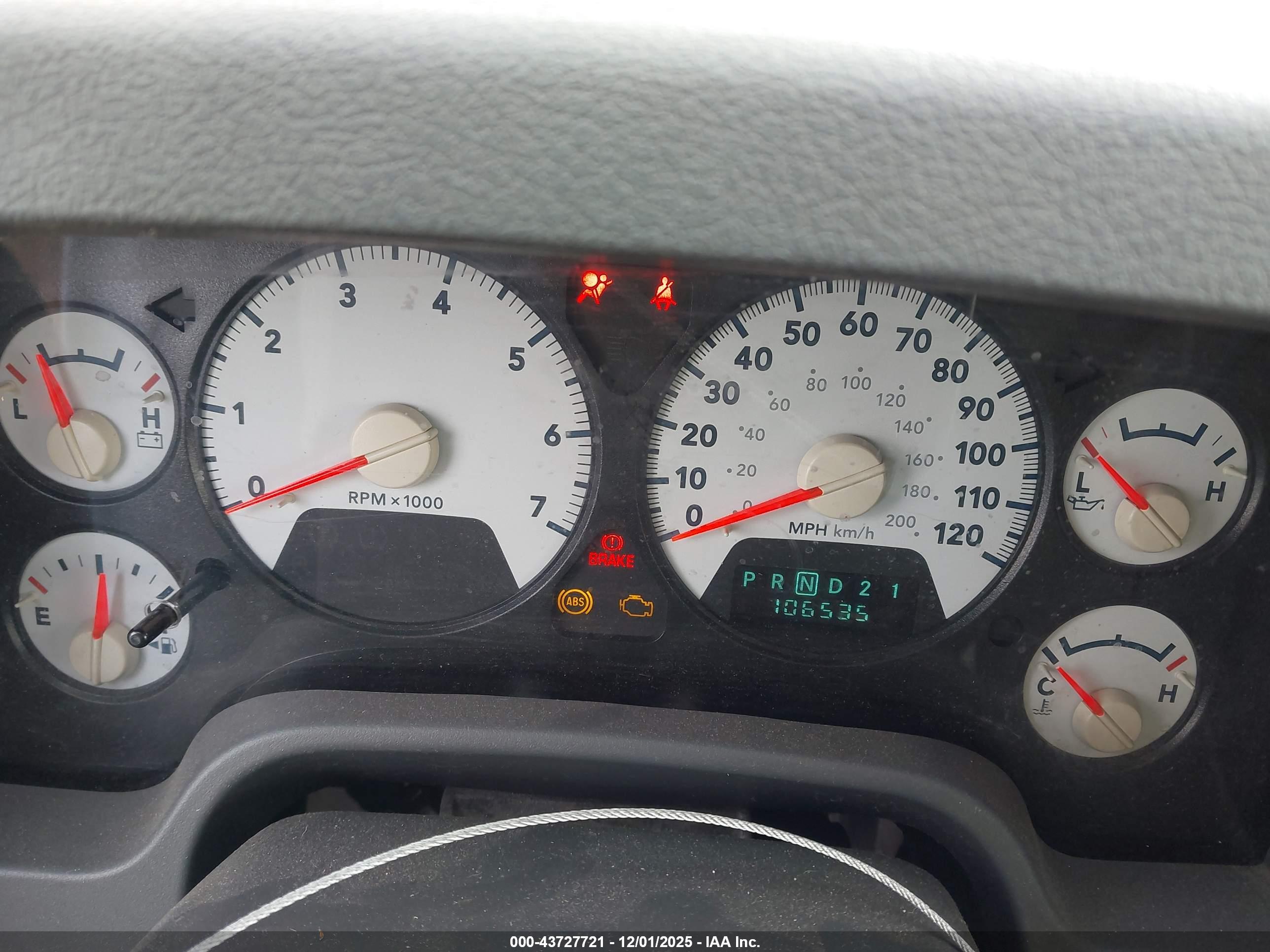 DODGE RAM image 7