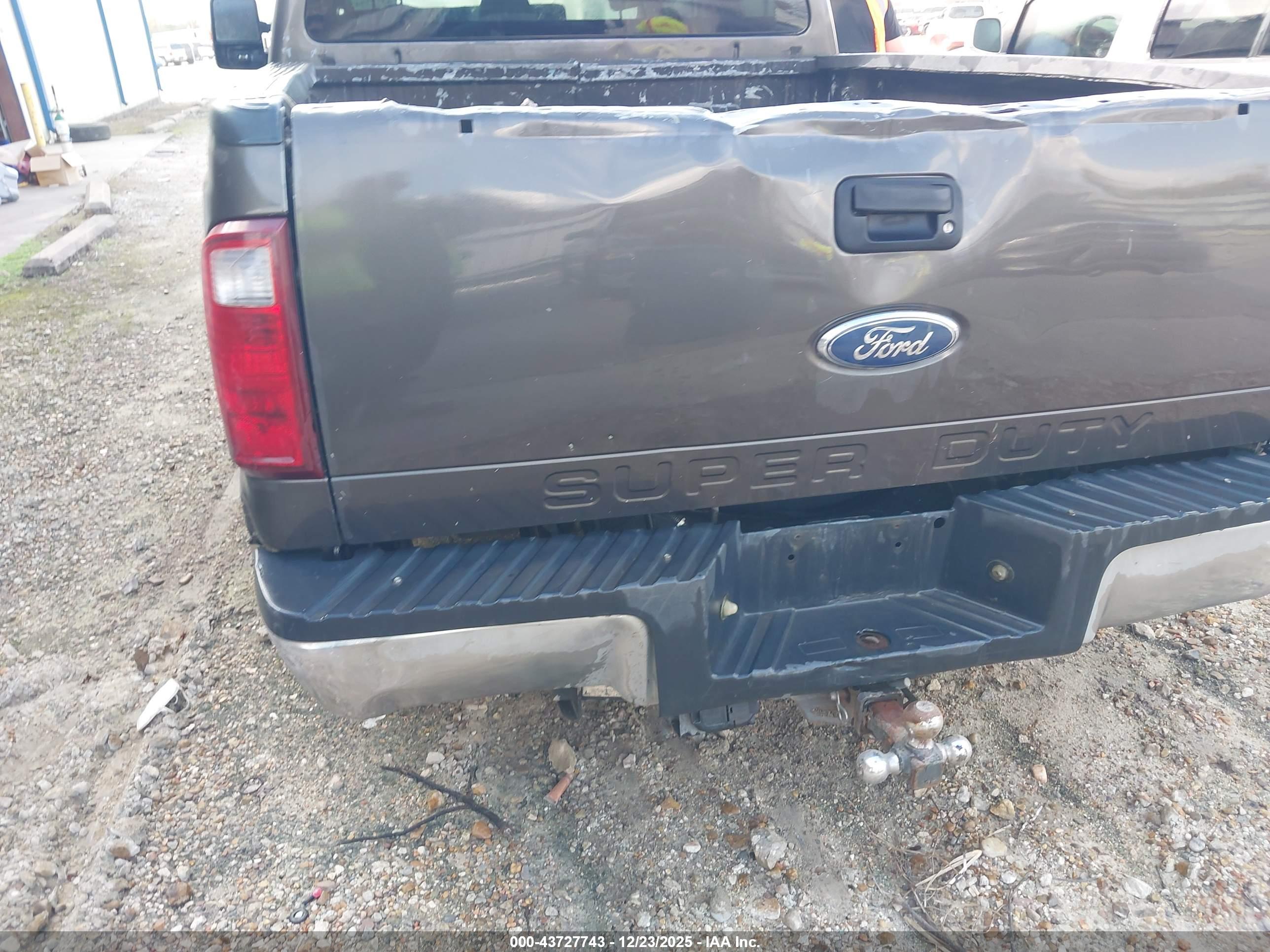 FORD F-250 image 6
