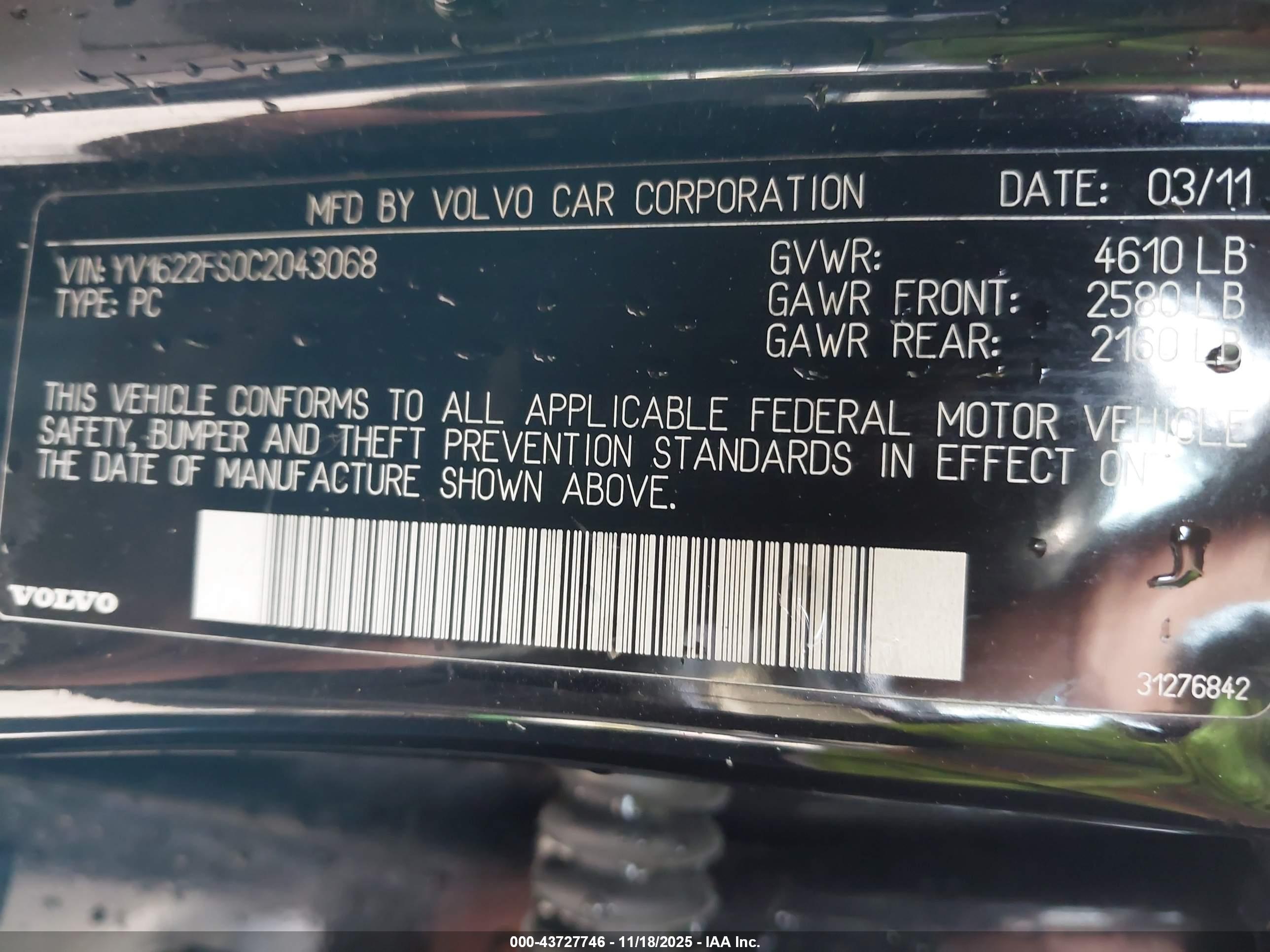 VOLVO S60 image 9