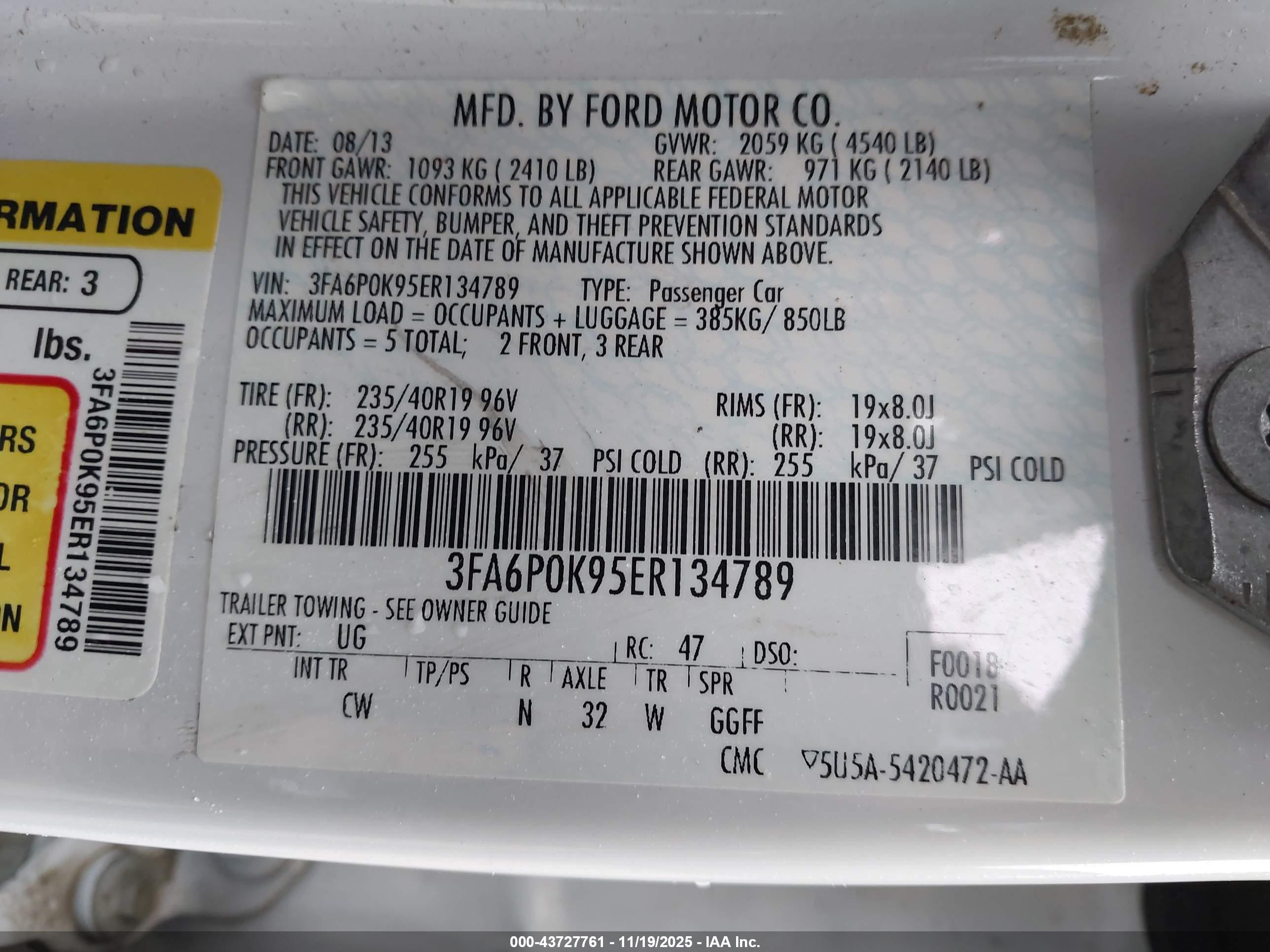 FORD FUSION image 9