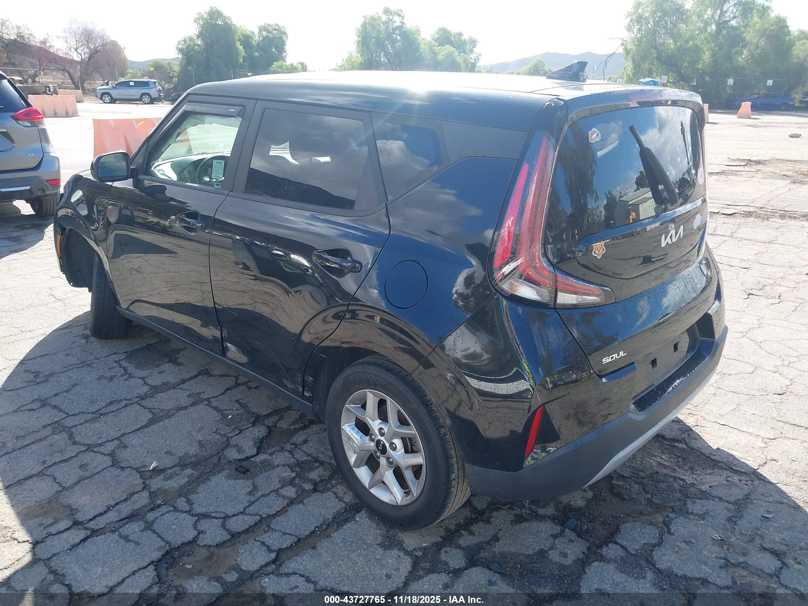 KIA SOUL image 3