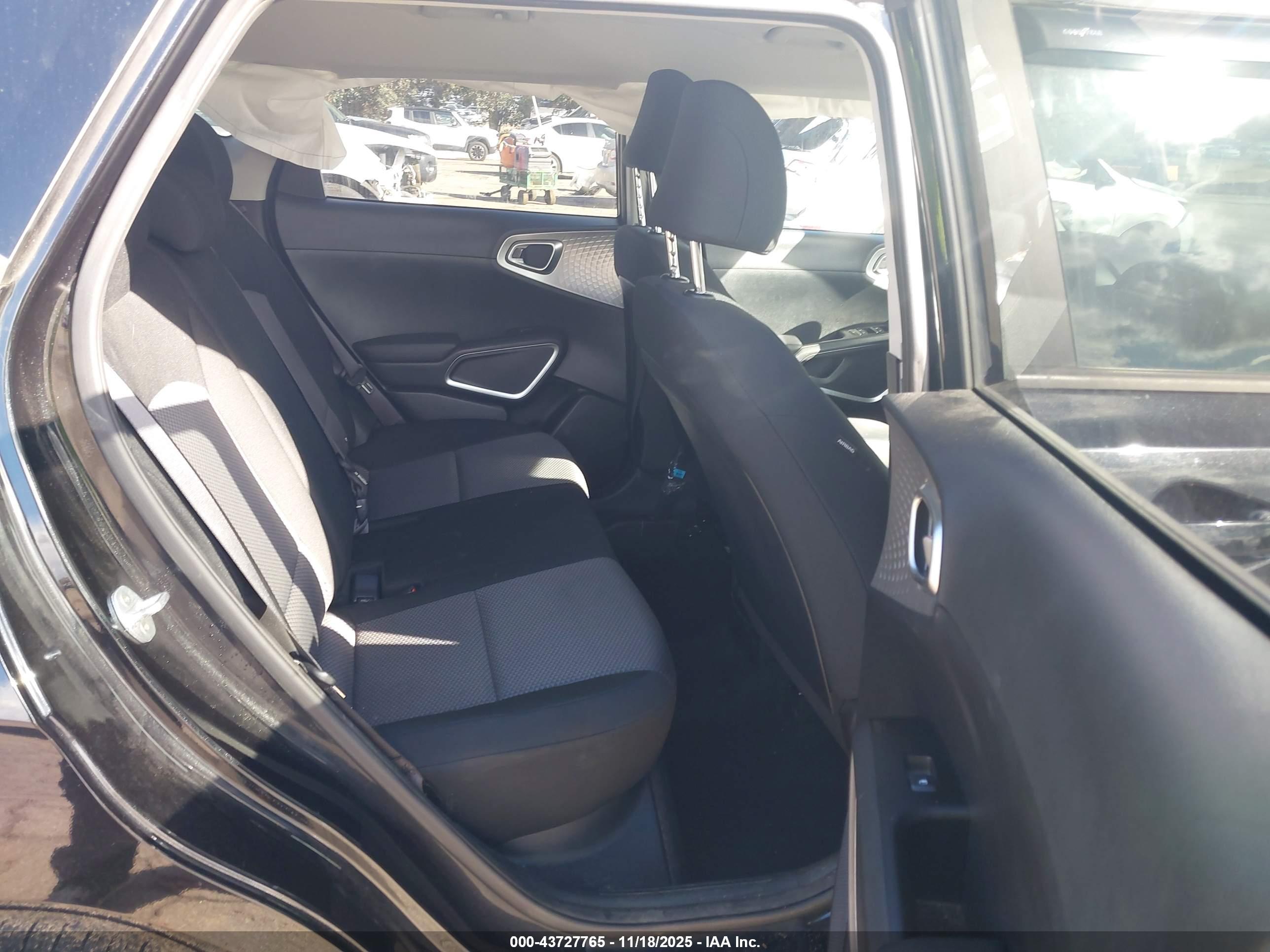 KIA SOUL image 8