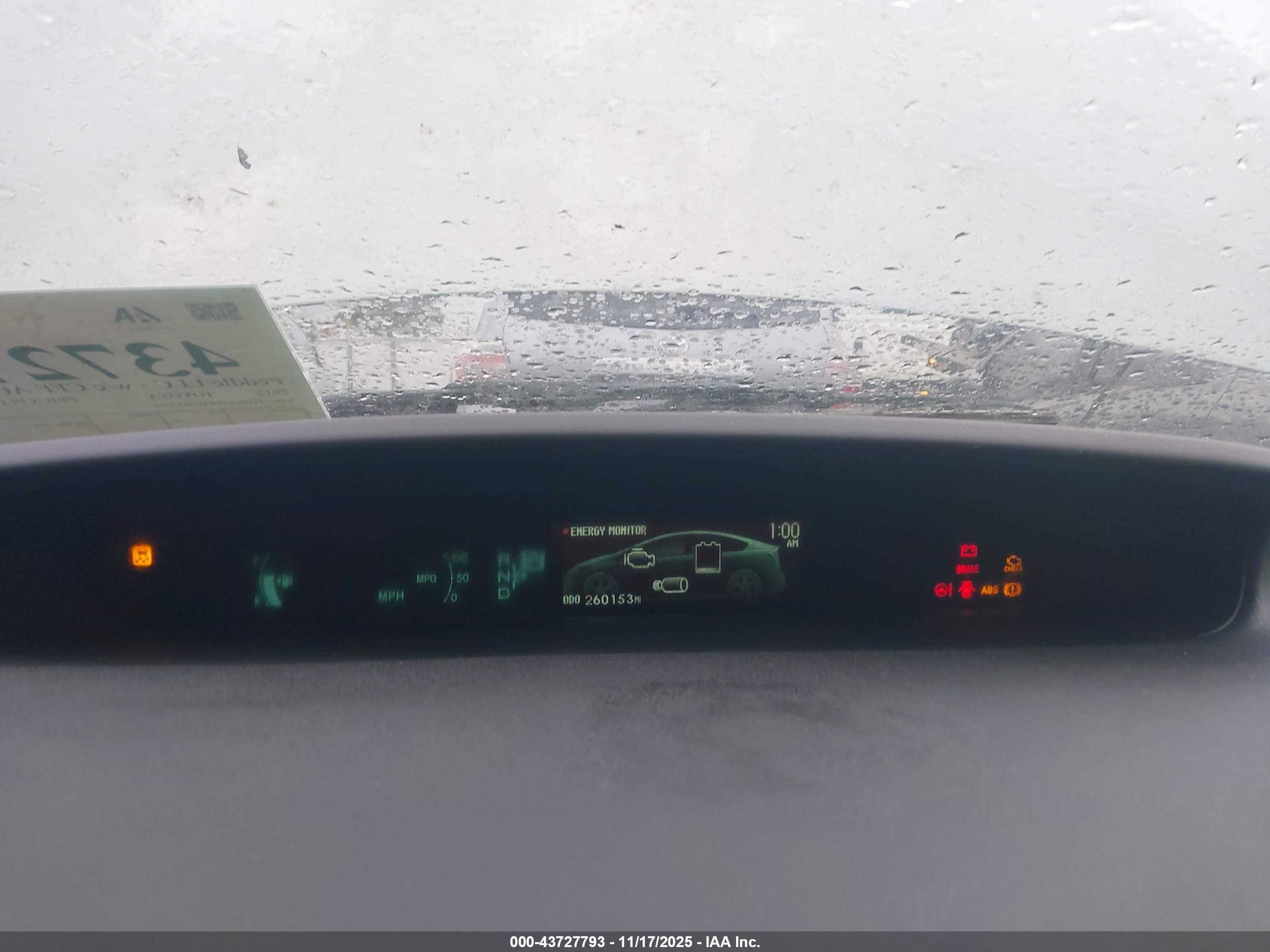 TOYOTA PRIUS image 7