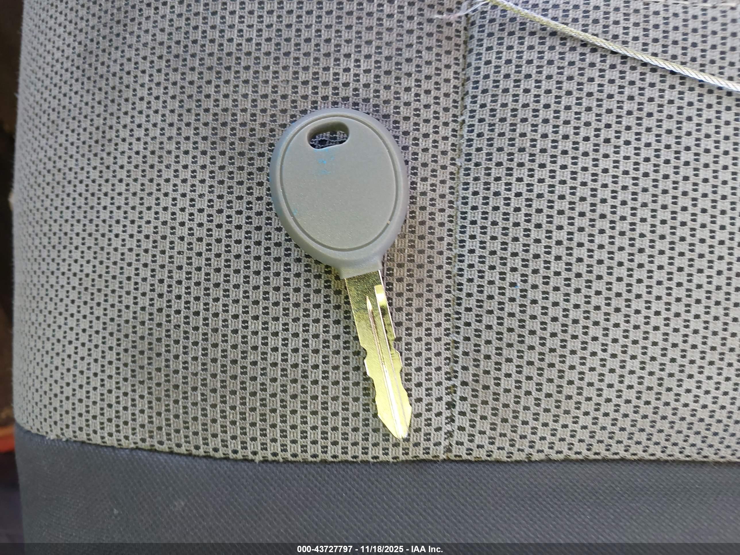DODGE NITRO image 11
