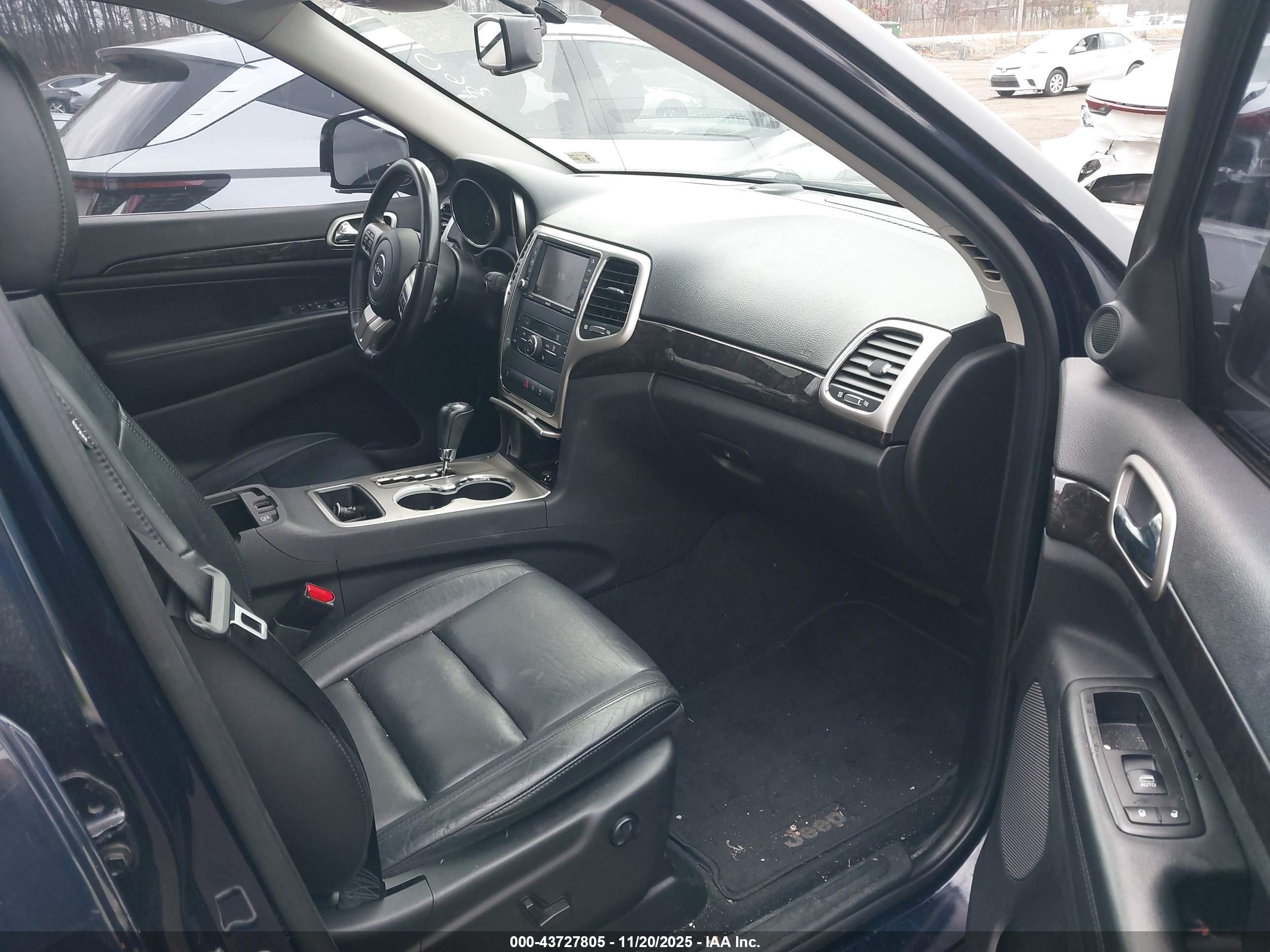 JEEP GRAND image 5