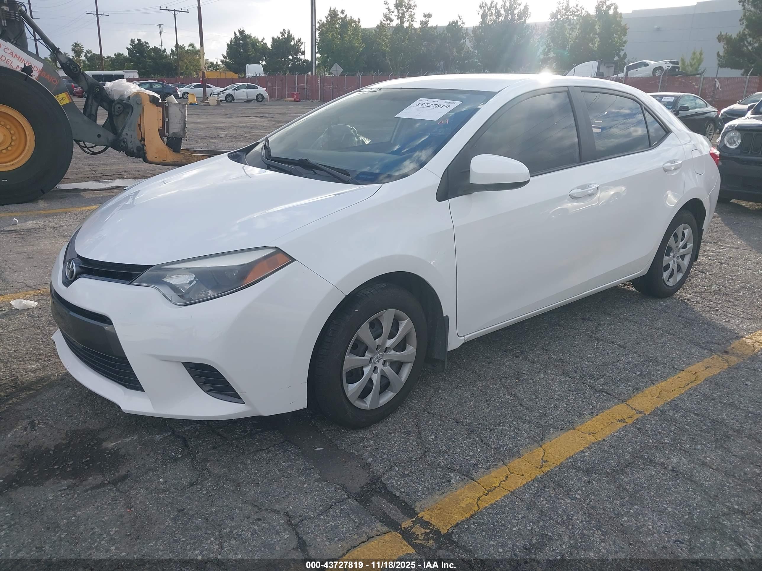 TOYOTA COROLLA image 2