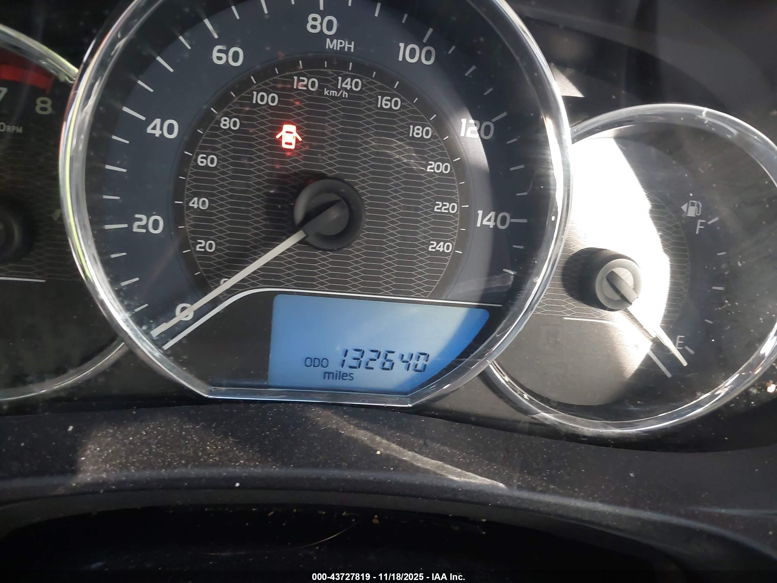 TOYOTA COROLLA image 7