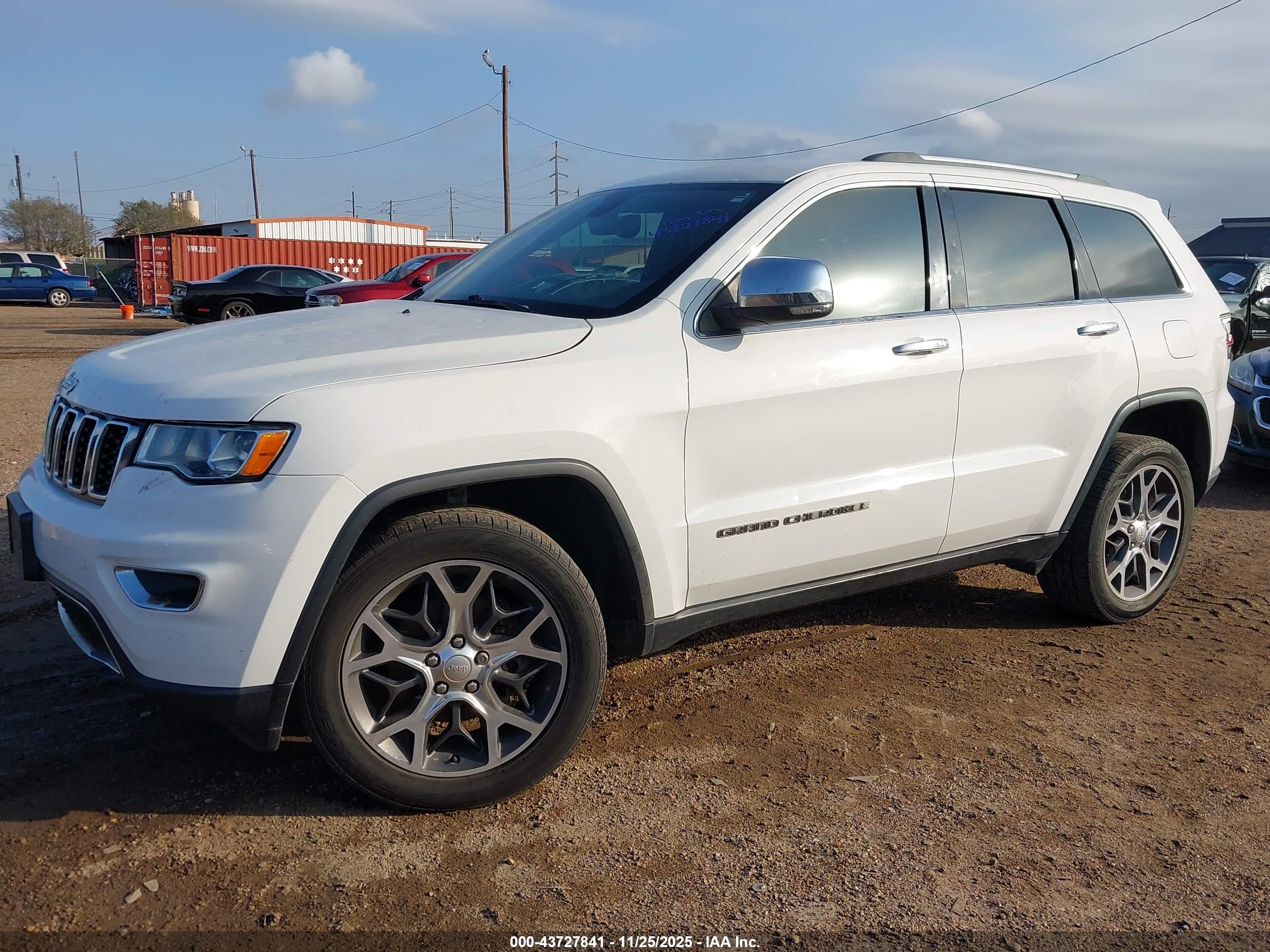 JEEP GRAND image 2