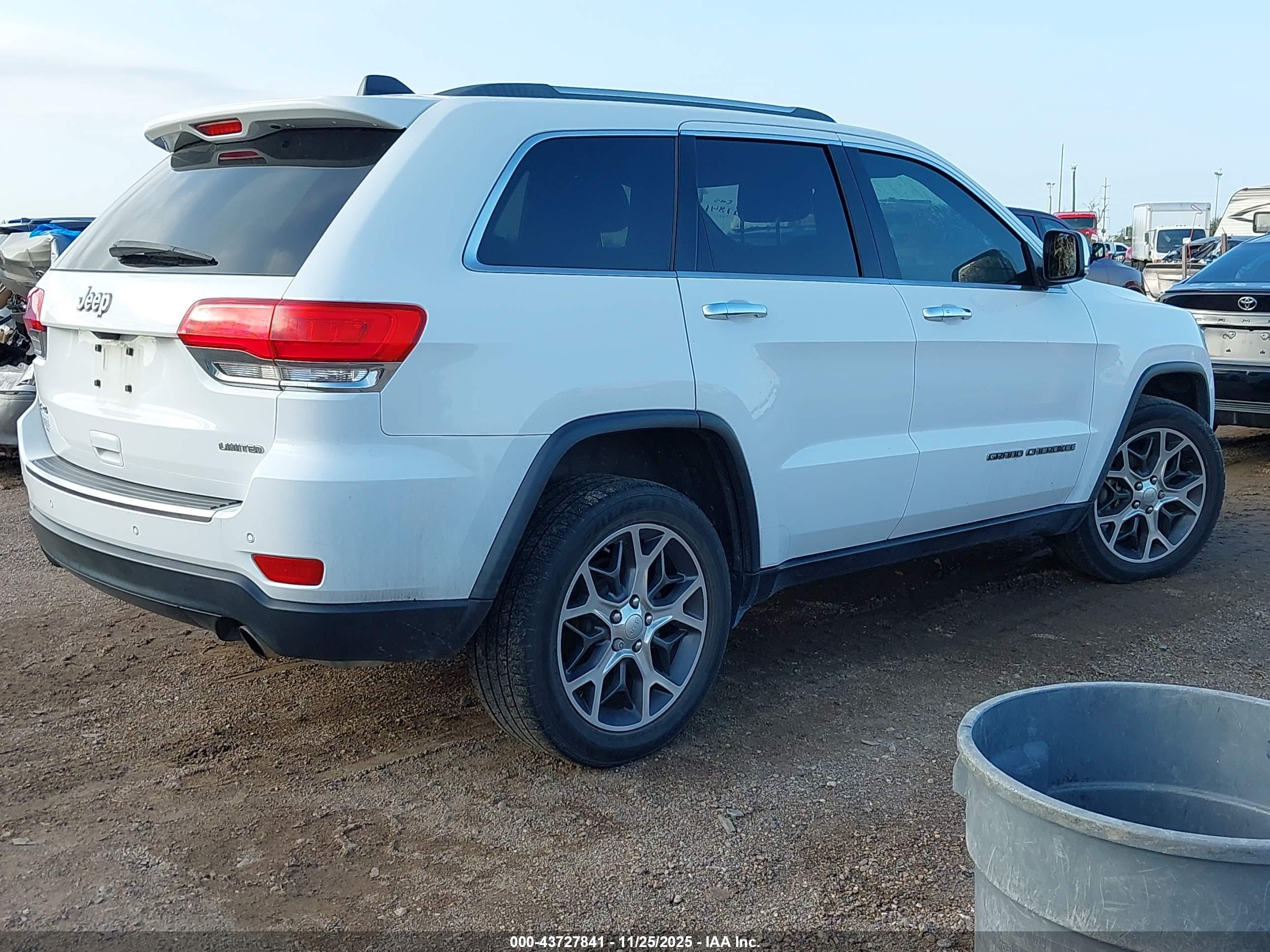 JEEP GRAND image 4