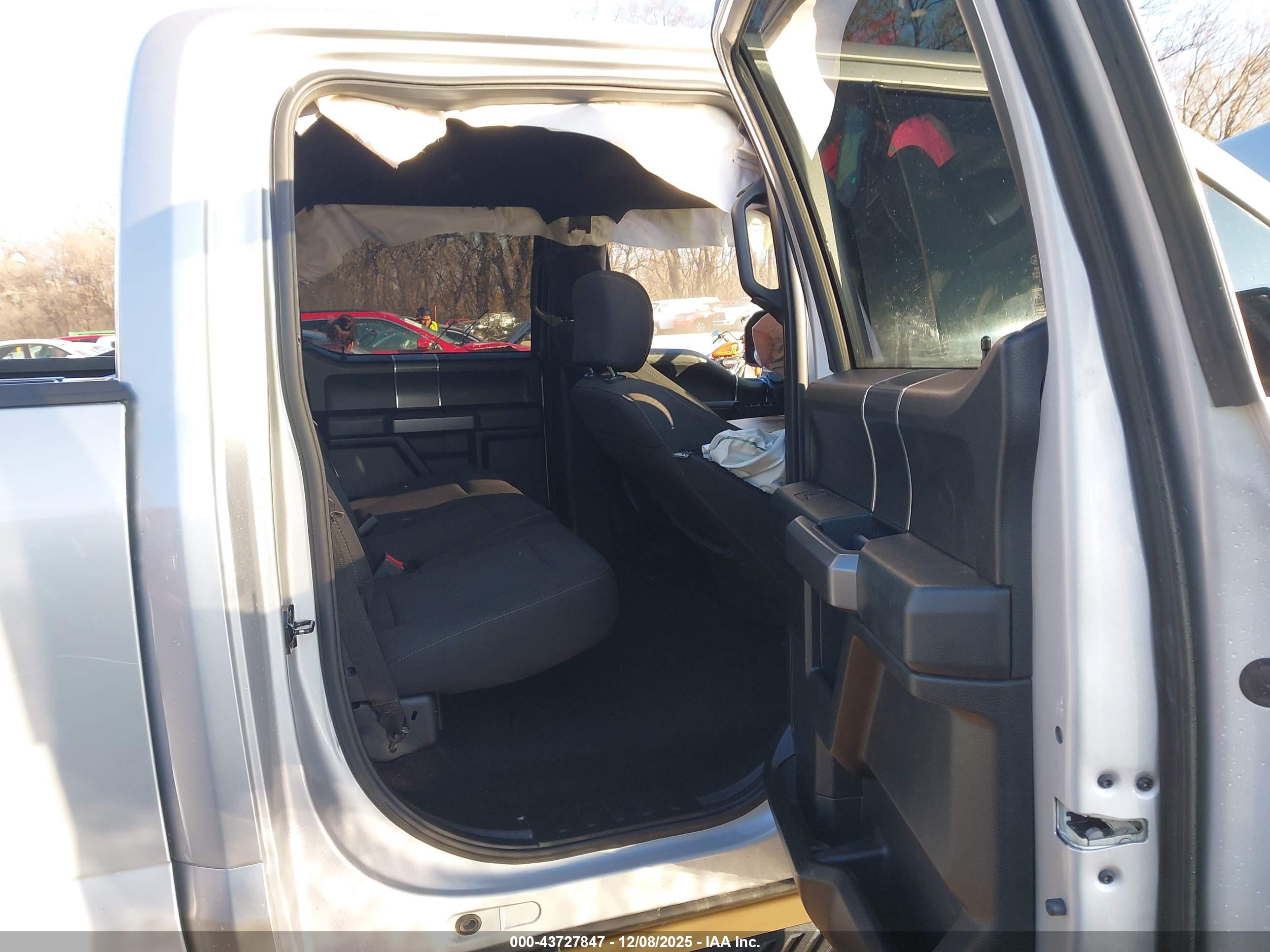 FORD F-150 image 8