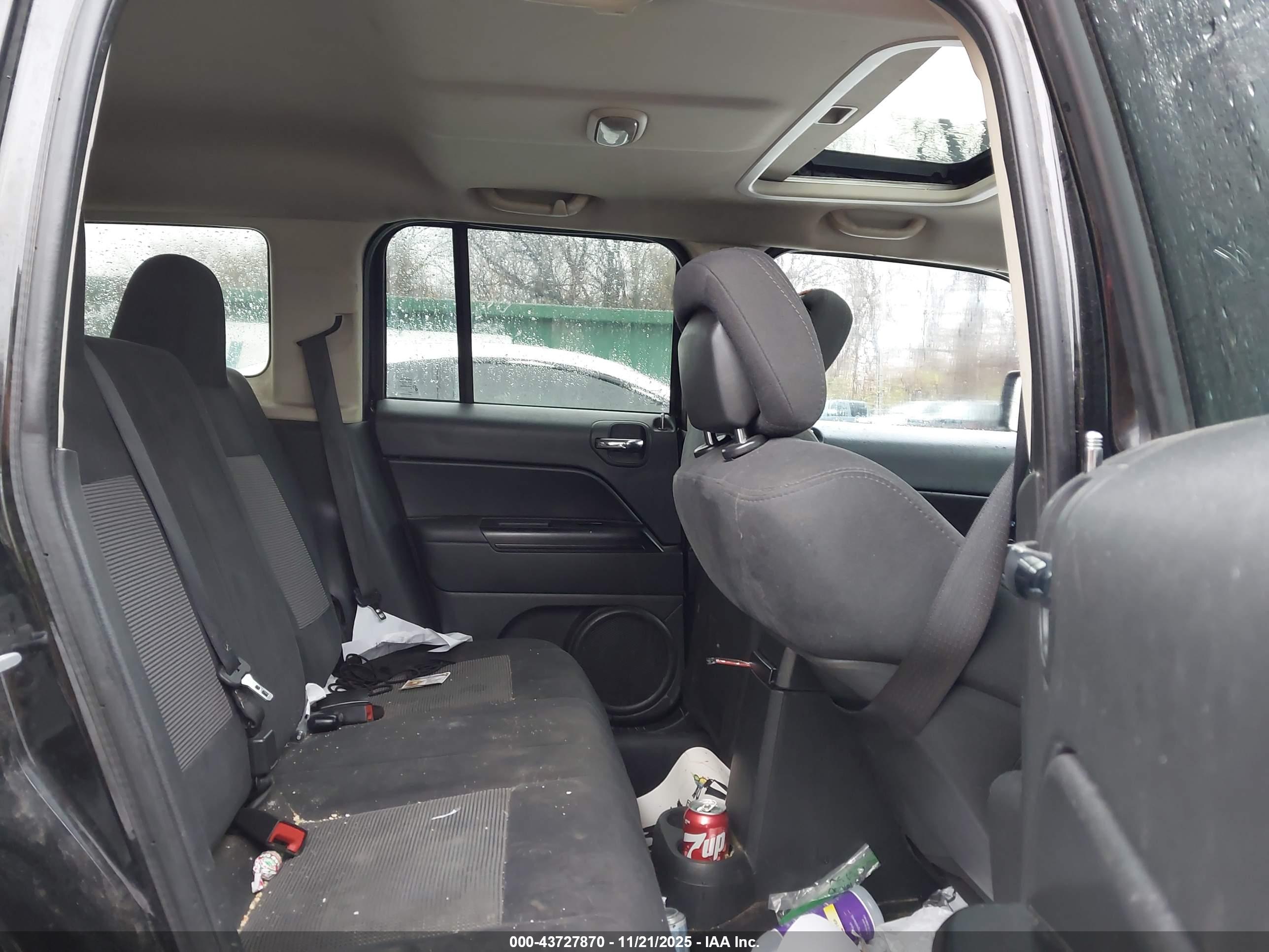 JEEP PATRIOT image 8