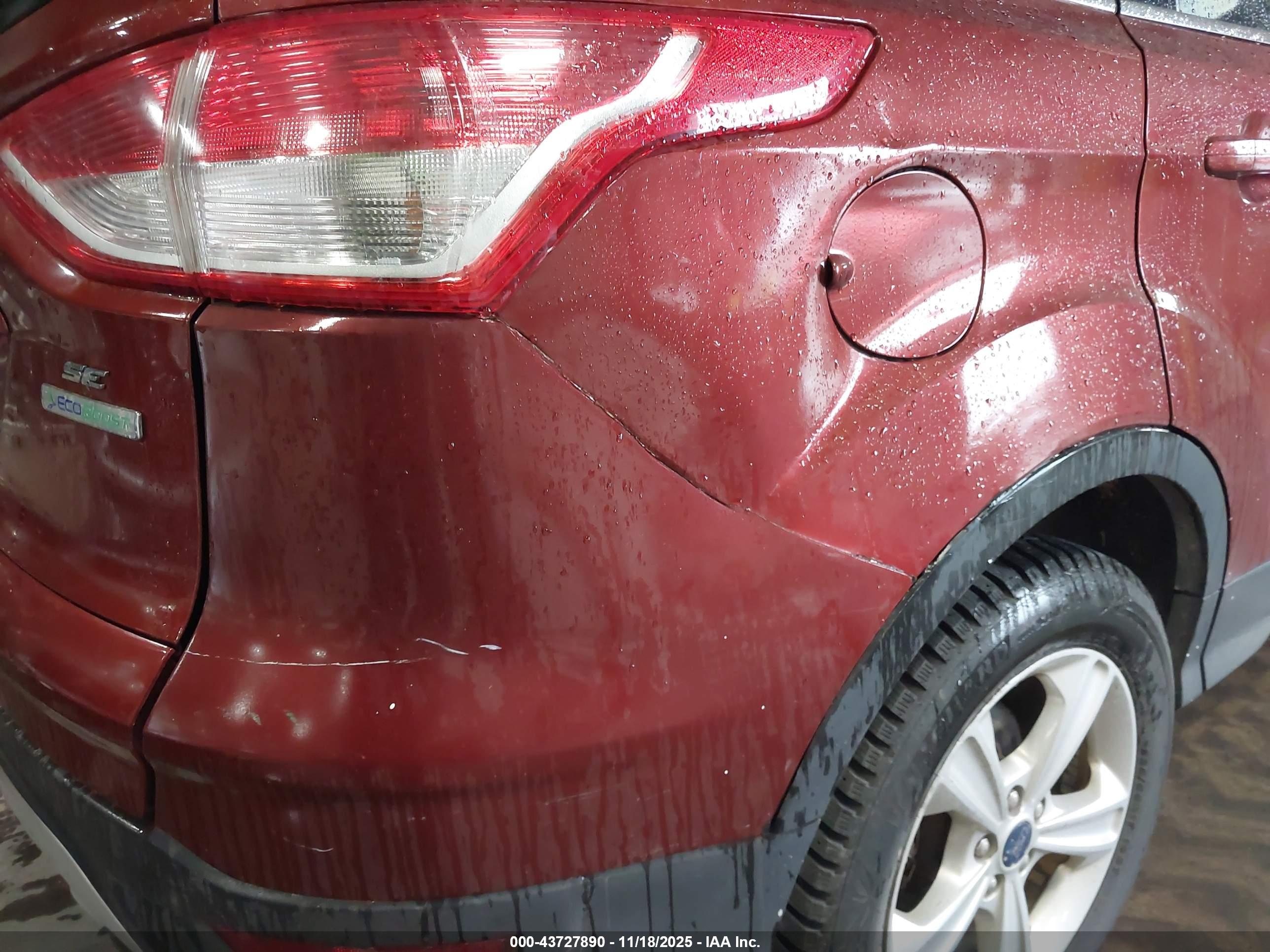 FORD ESCAPE image 6