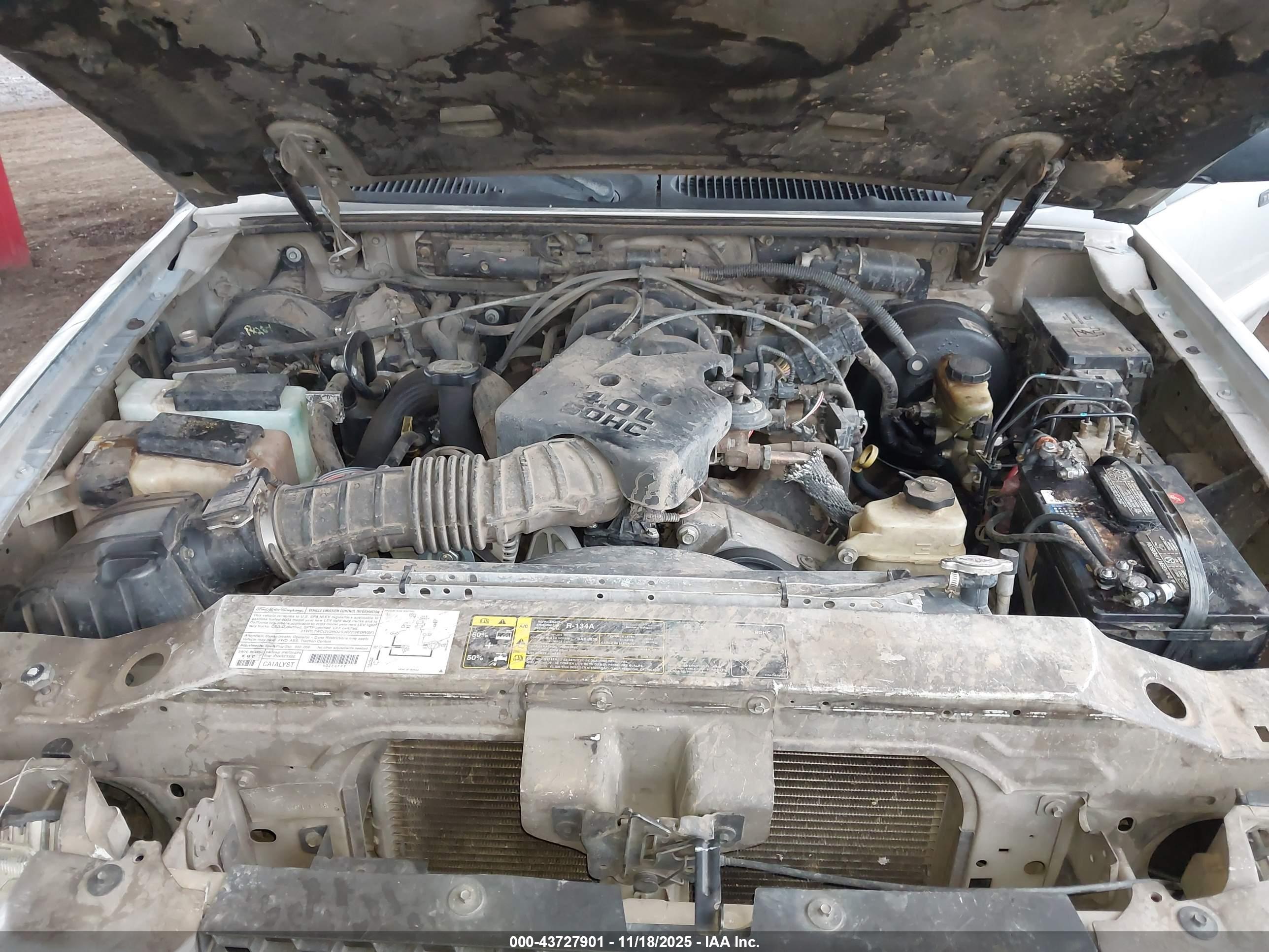 FORD EXPLORER image 10