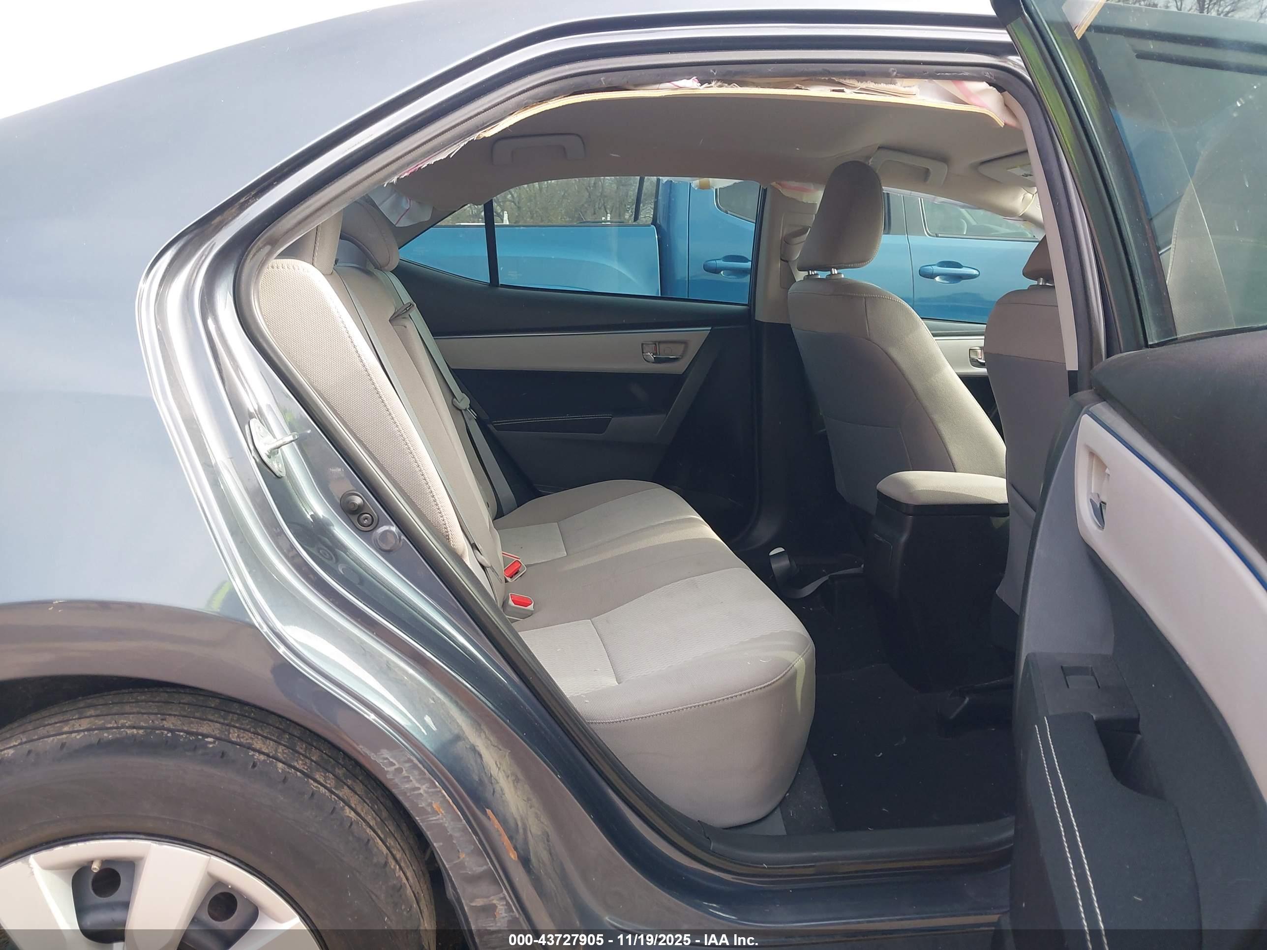 TOYOTA COROLLA image 8