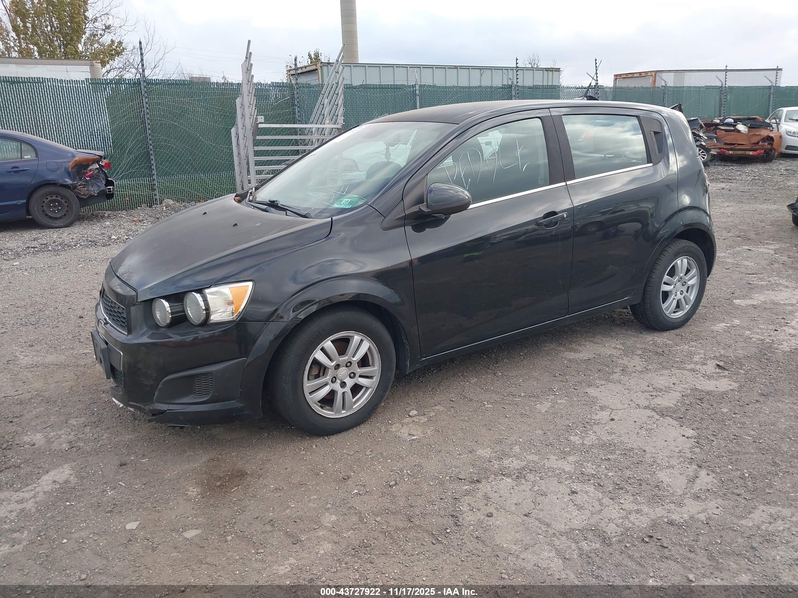 CHEVROLET SONIC image 2
