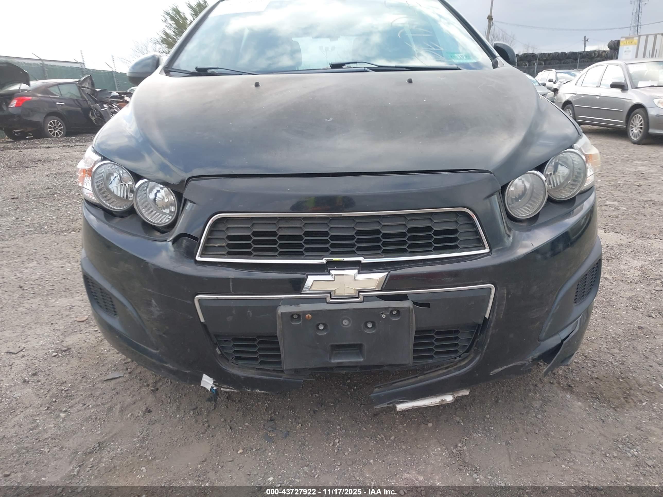 CHEVROLET SONIC image 6