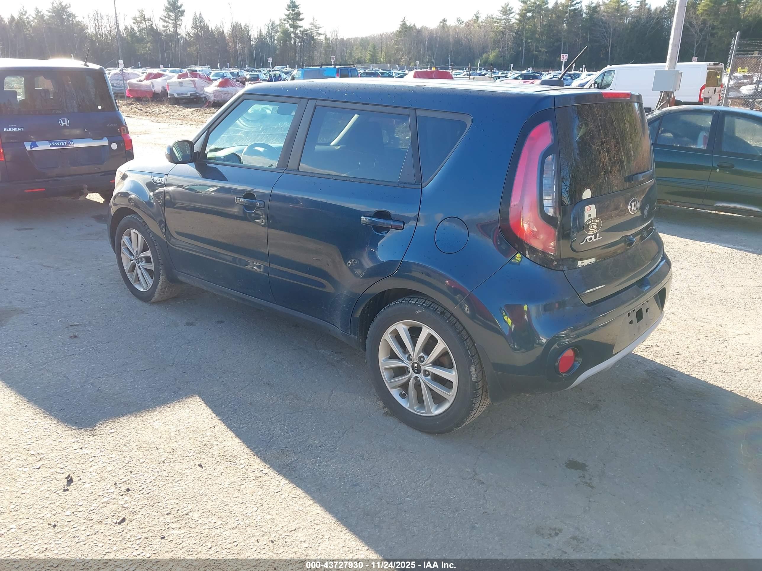 KIA SOUL image 3